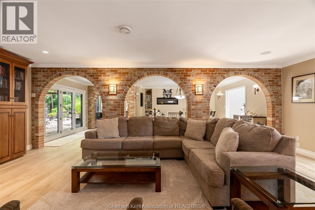 3 Pine Crest ROAD - 12