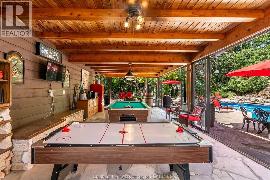 3 Pine Crest ROAD - 44