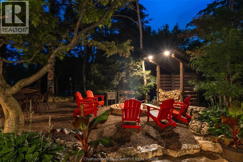 3 Pine Crest ROAD - 46