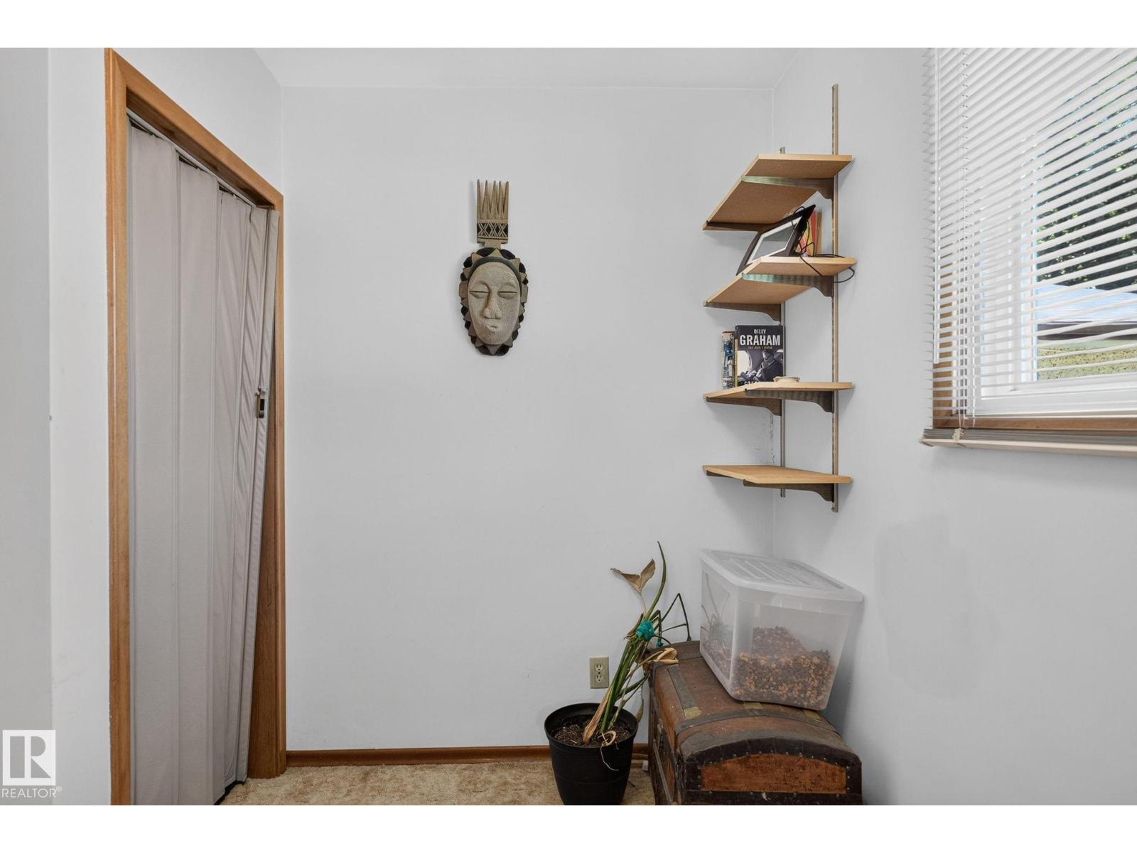12908 104 ST NW - 44