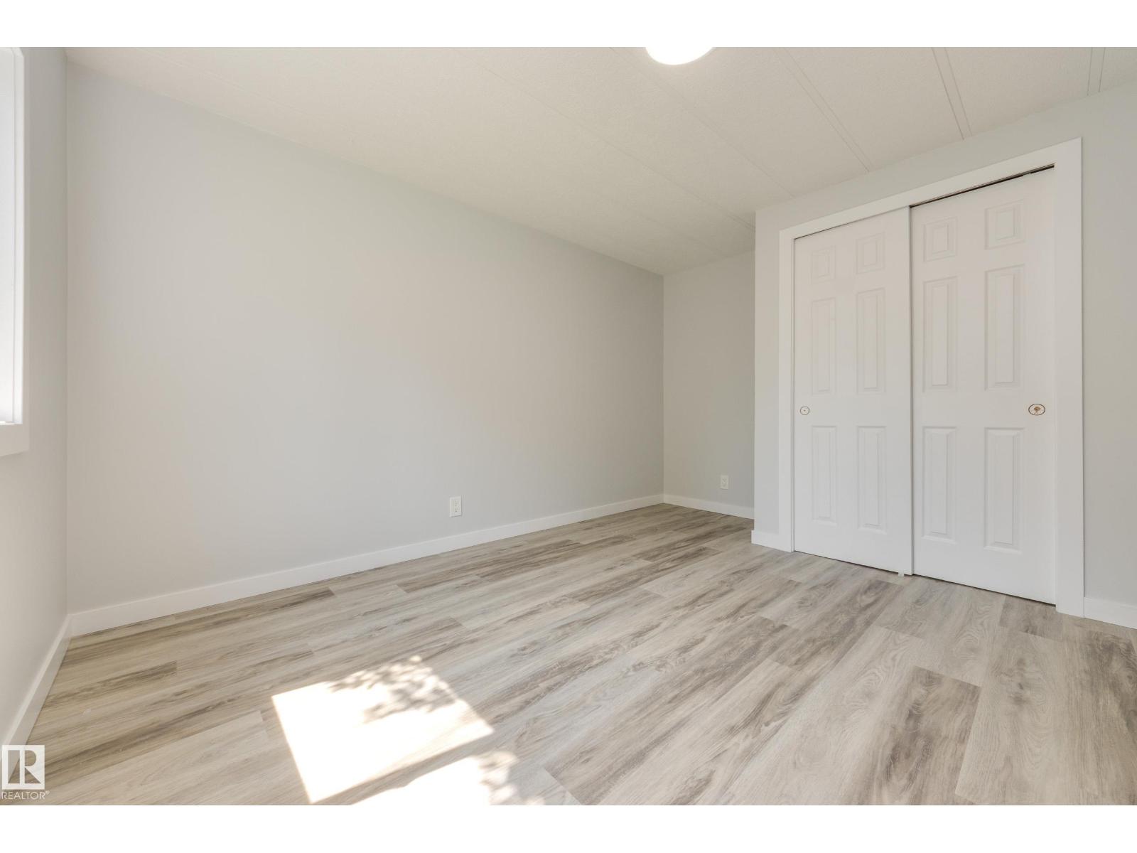 1913 West Royal WY NW NW - 22