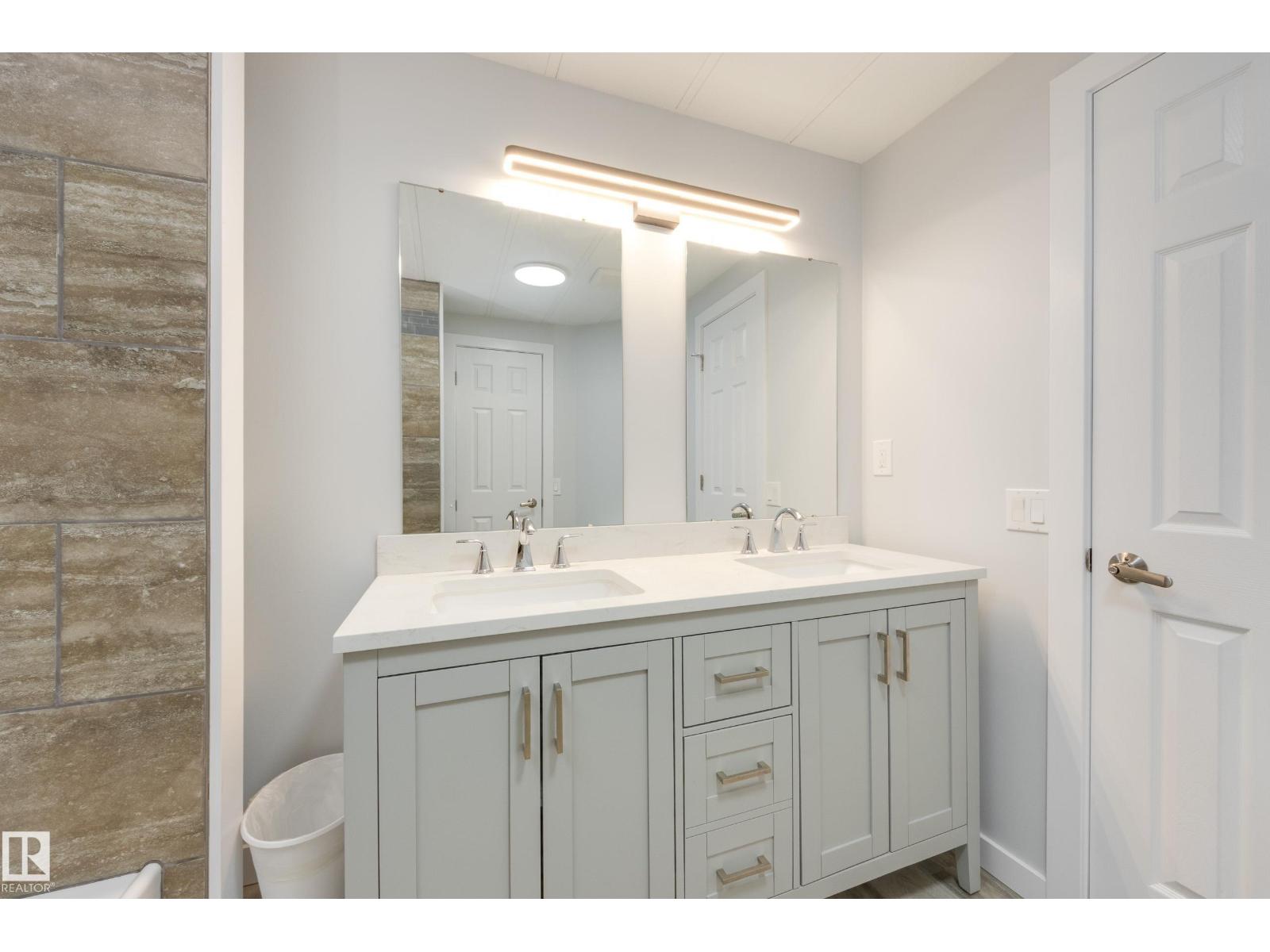 1913 West Royal WY NW NW - 27