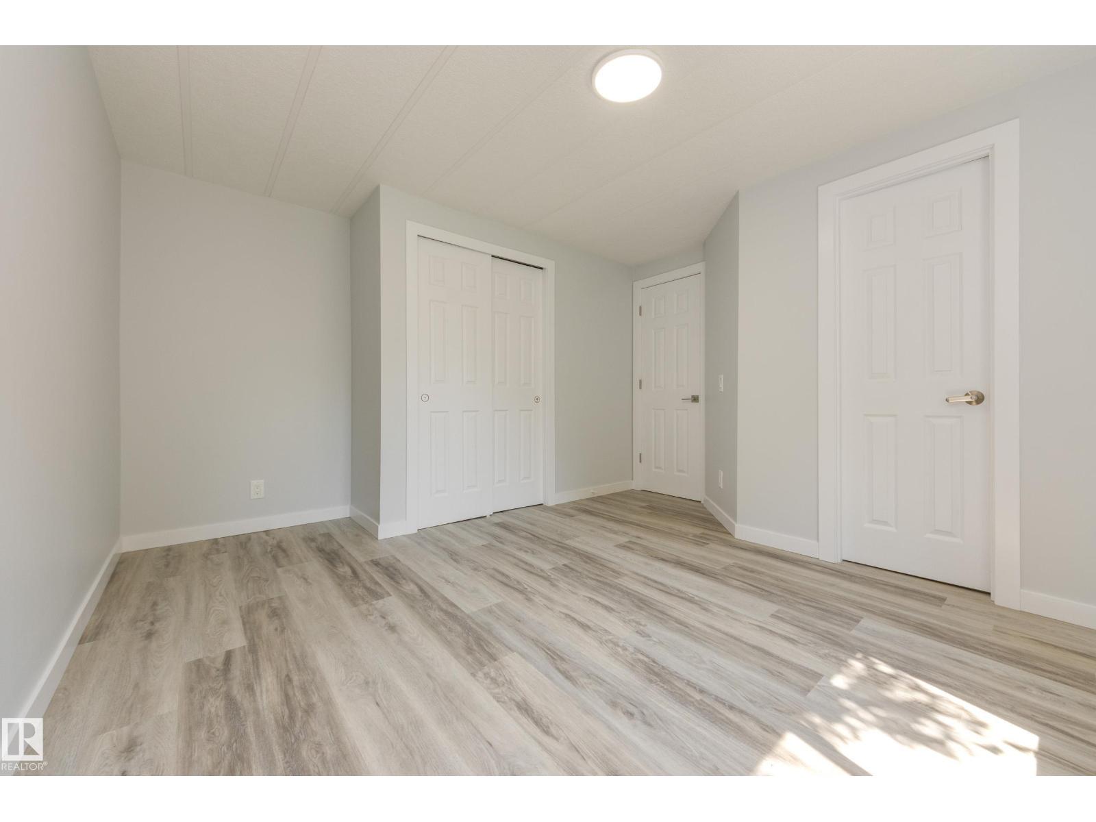 1913 West Royal WY NW NW - 23