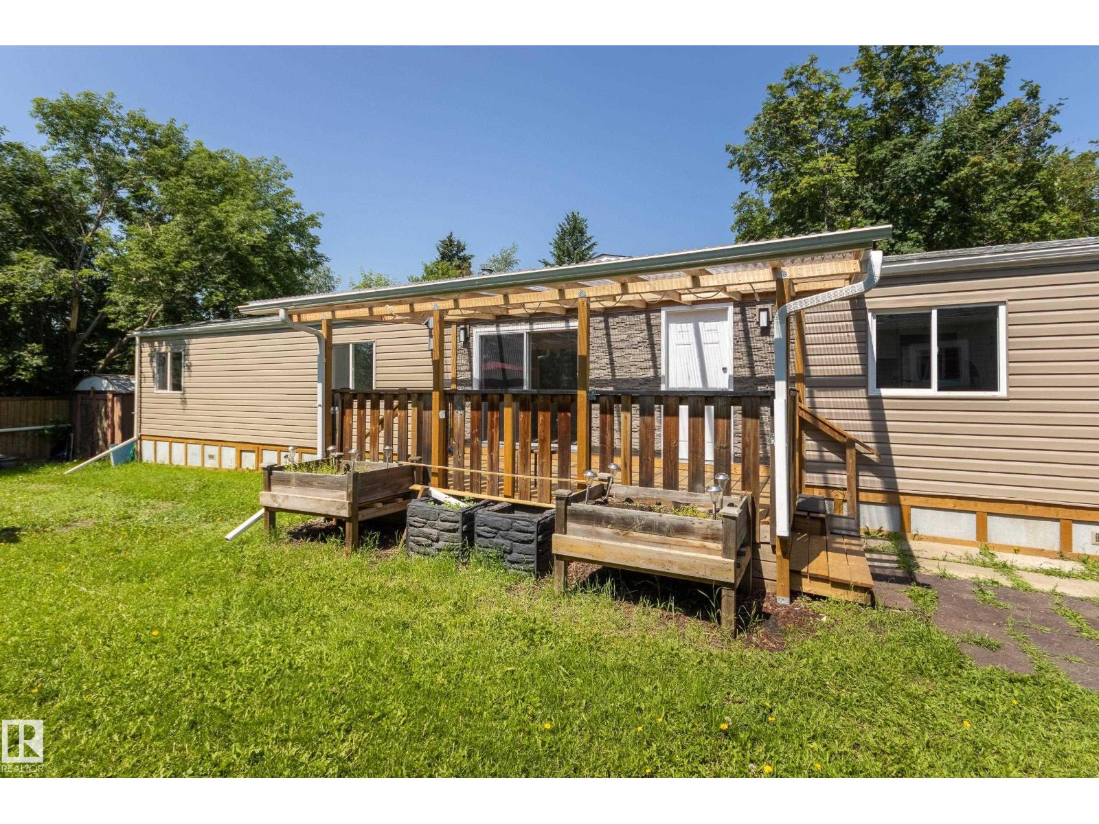1913 West Royal WY NW NW - 44