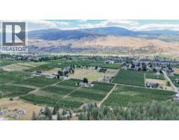 10080 Chase Road, Lake Country, BC V4V1P3 Photo 7