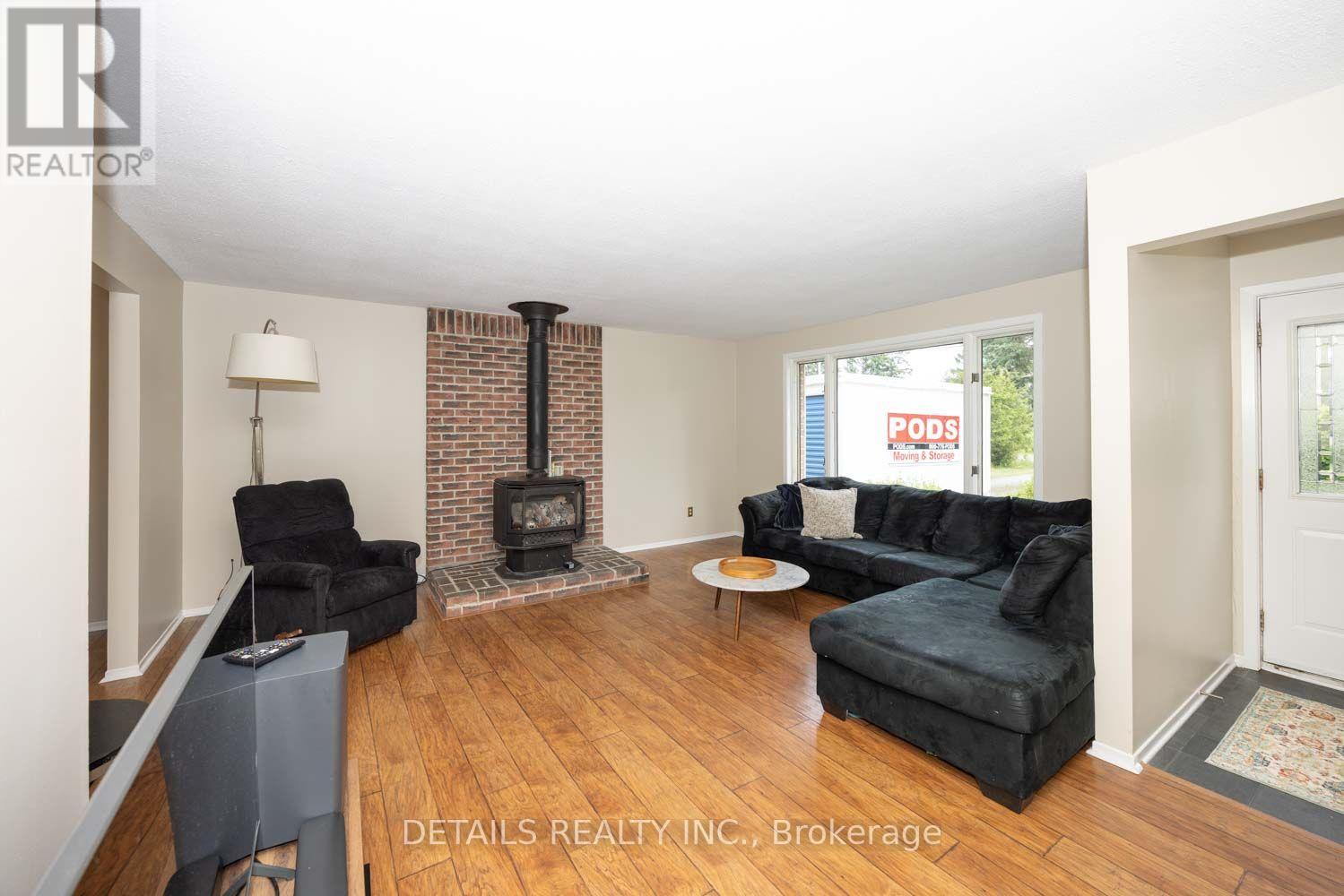 120 DELANEY DRIVE - 14