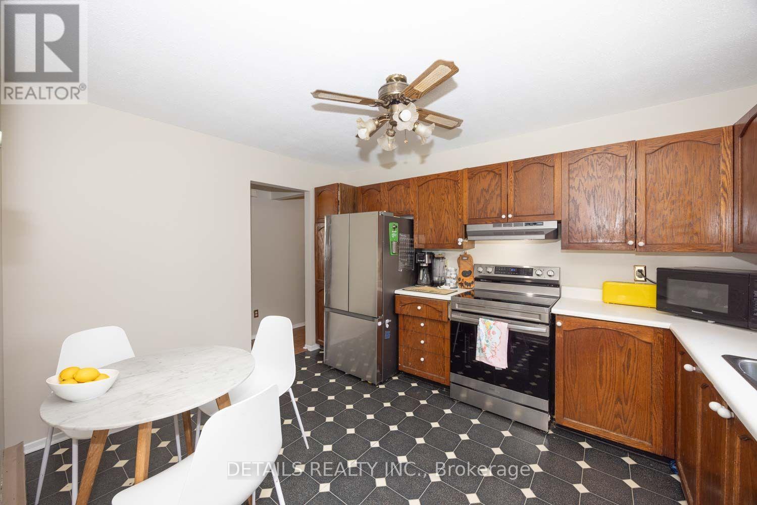 120 DELANEY DRIVE - 20
