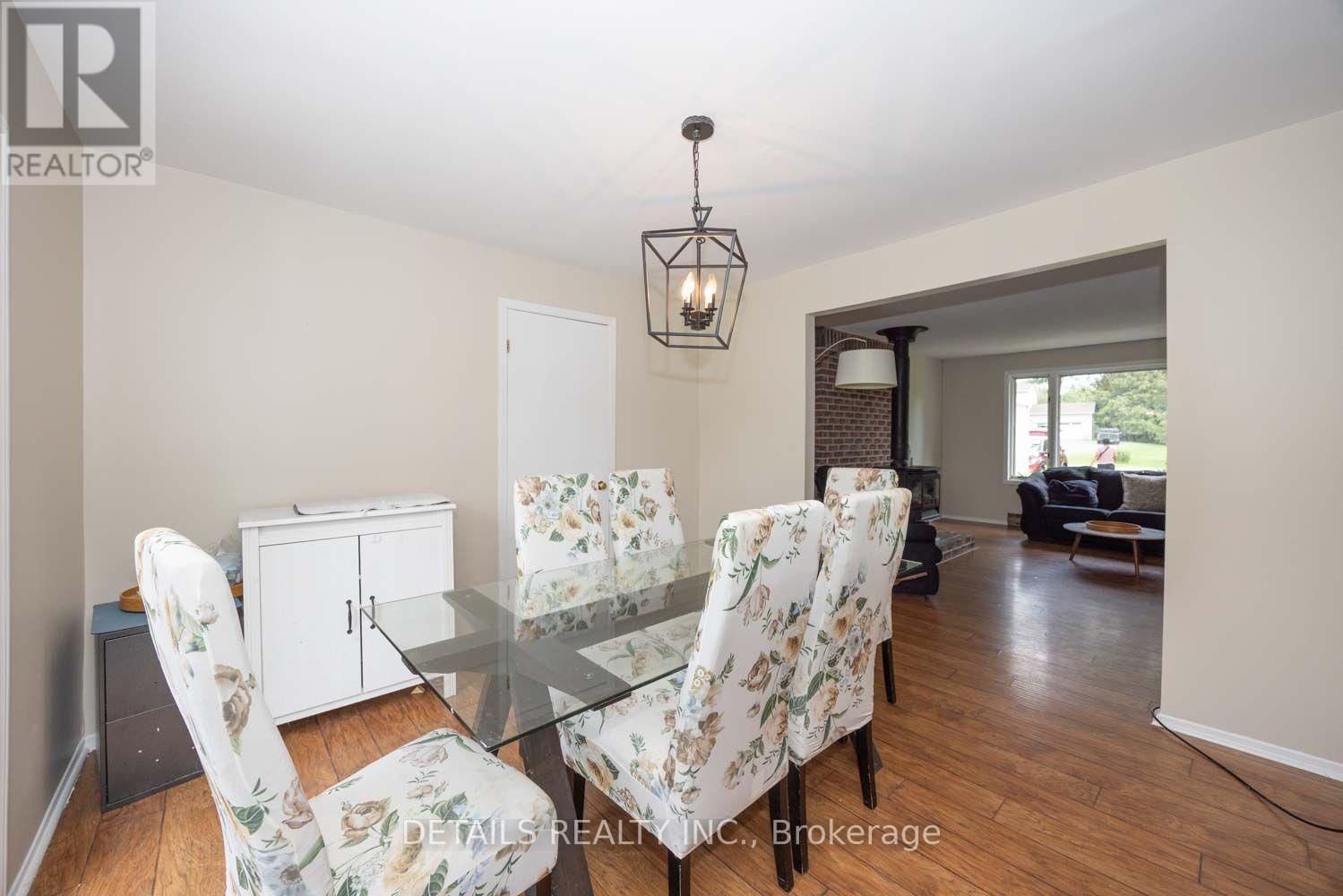 120 DELANEY DRIVE - 22