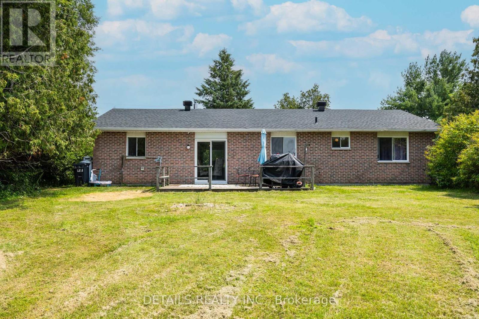 120 DELANEY DRIVE - 33