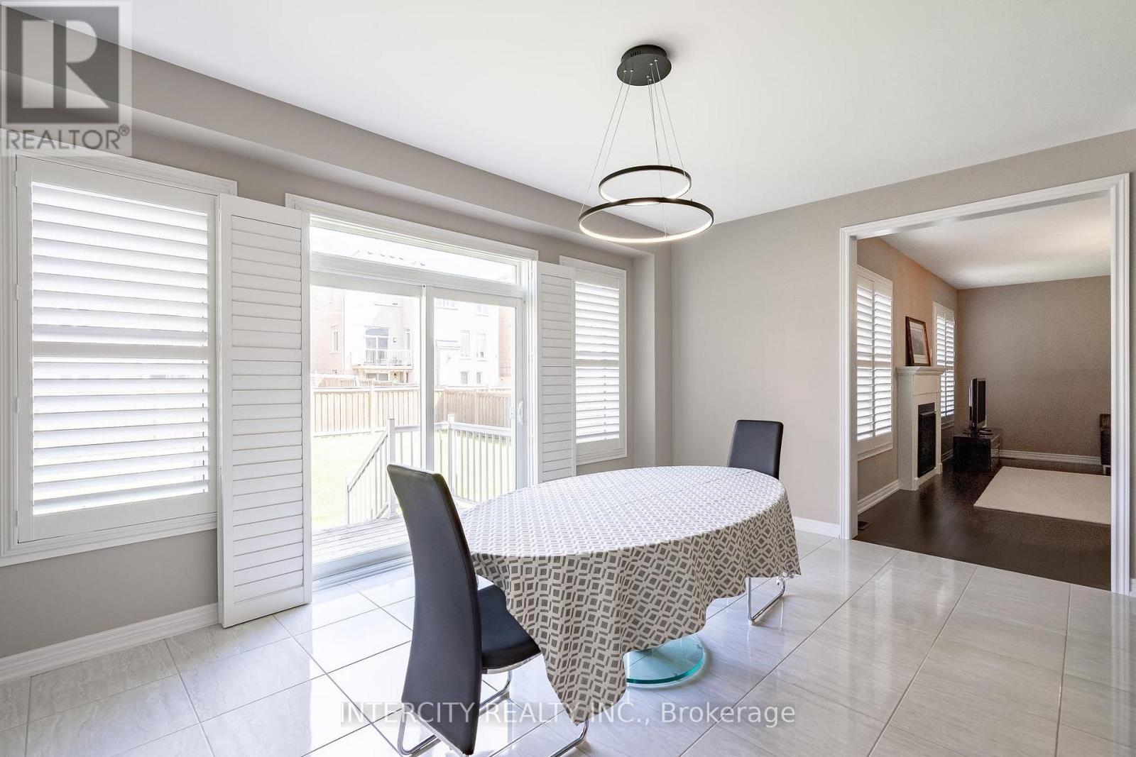 6 FLAY COURT - Image 12