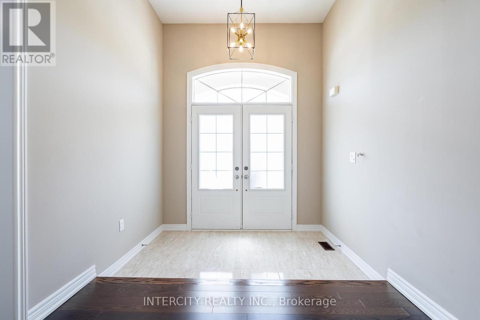 6 FLAY COURT - Image 6