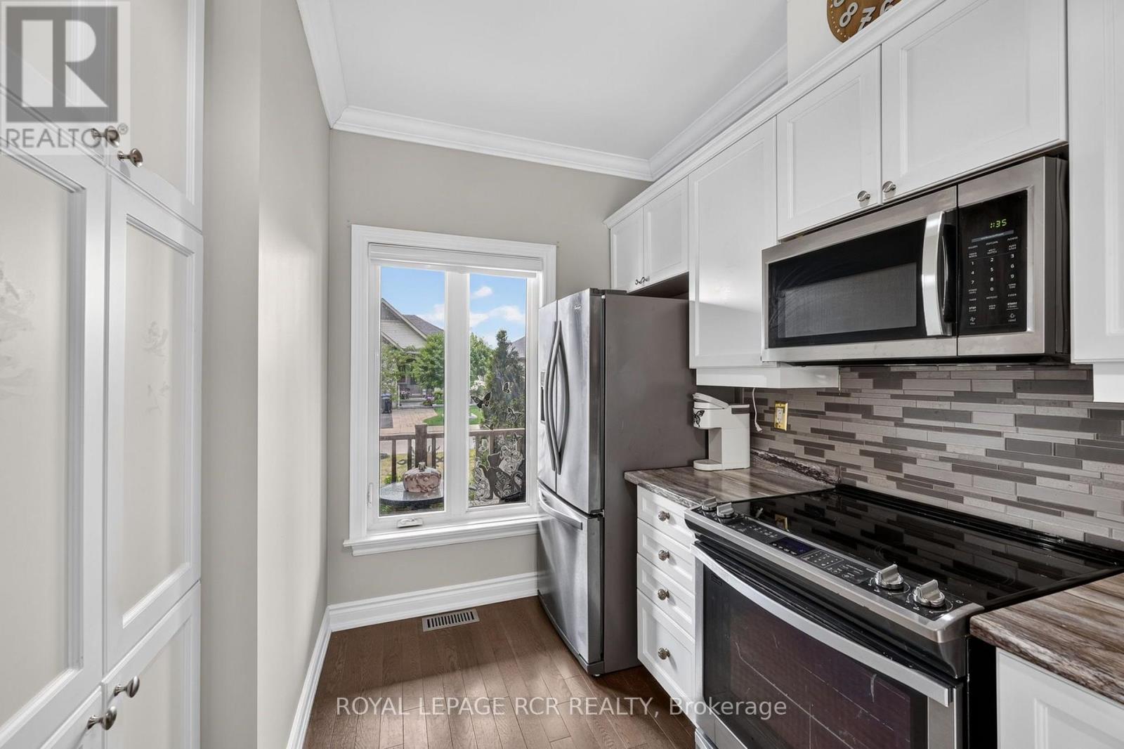 55 KINGSMERE CRESCENT - Image 9