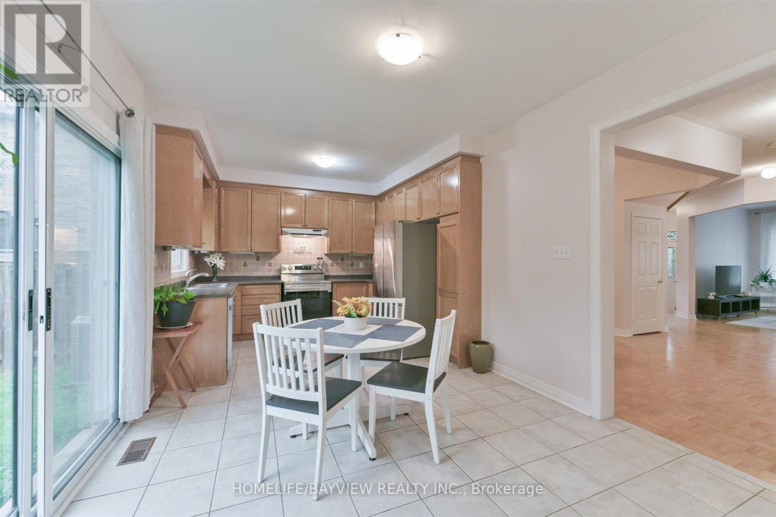 26 HONEYVIEW STREET - 11