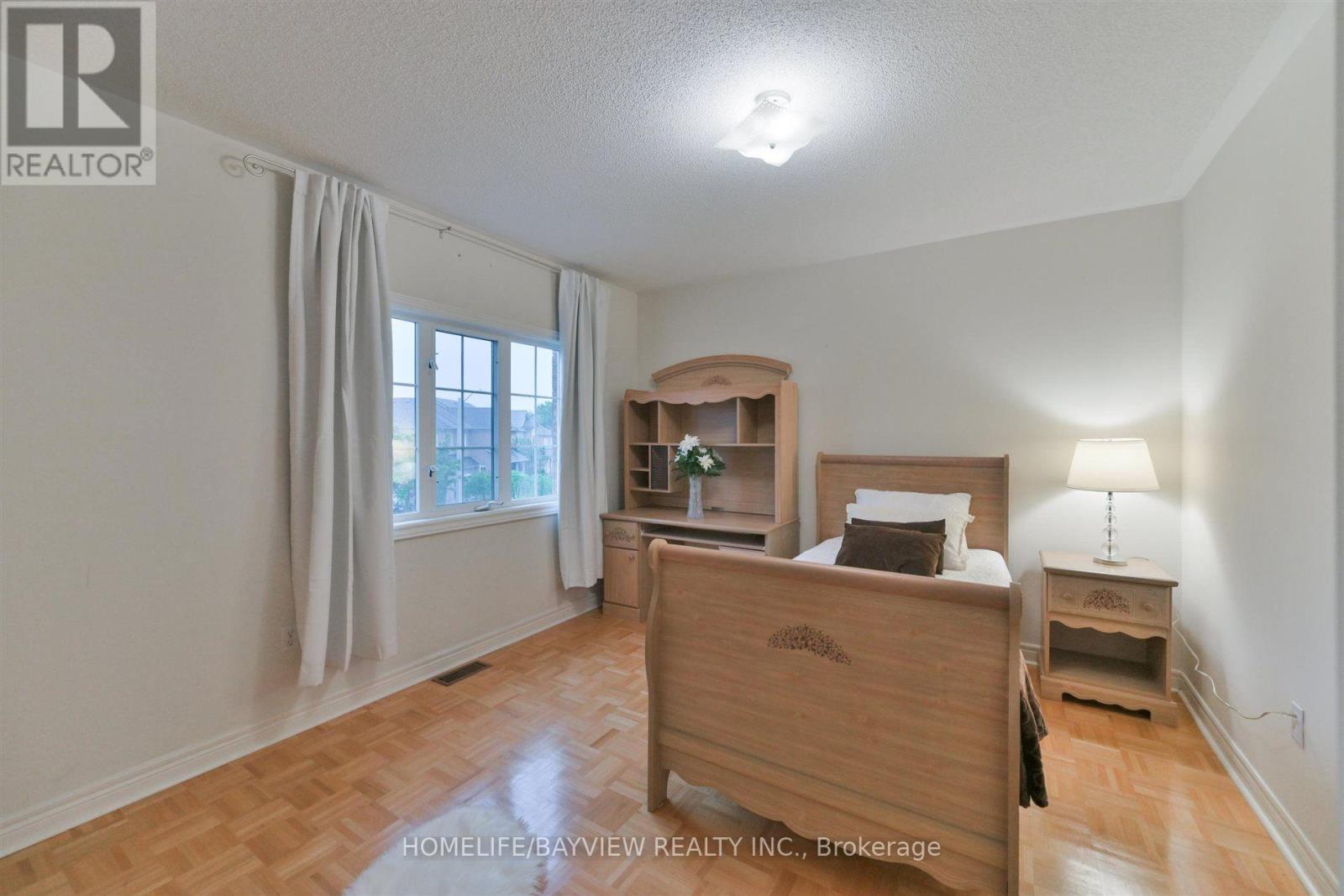 26 HONEYVIEW STREET - 22