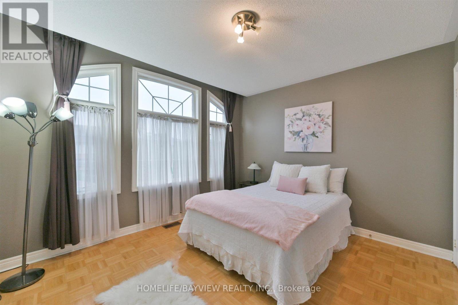26 HONEYVIEW STREET - 25