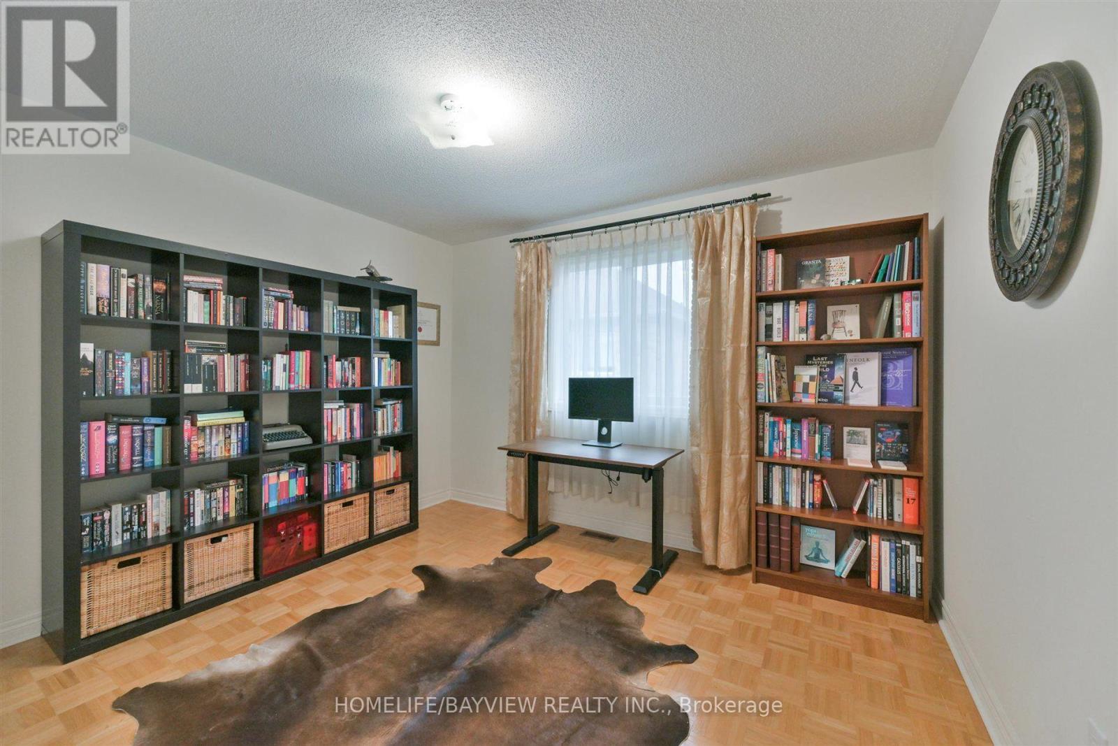26 HONEYVIEW STREET - 27