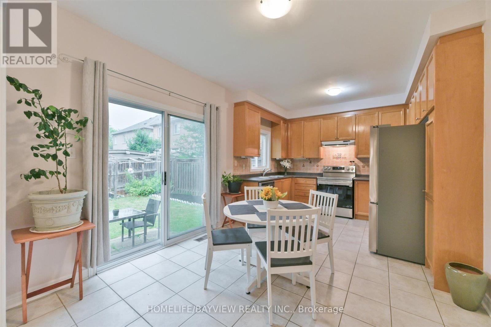 26 HONEYVIEW STREET - 9