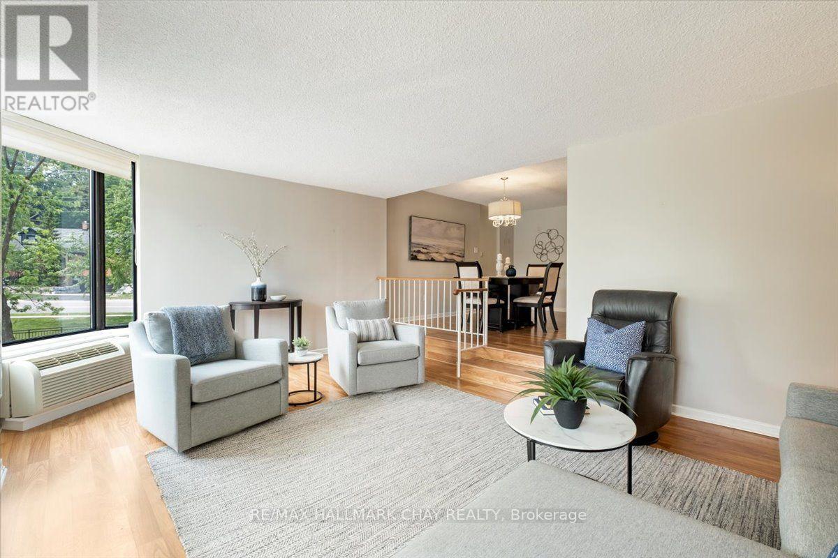 #202 181 COLLIER STREET - Image 22