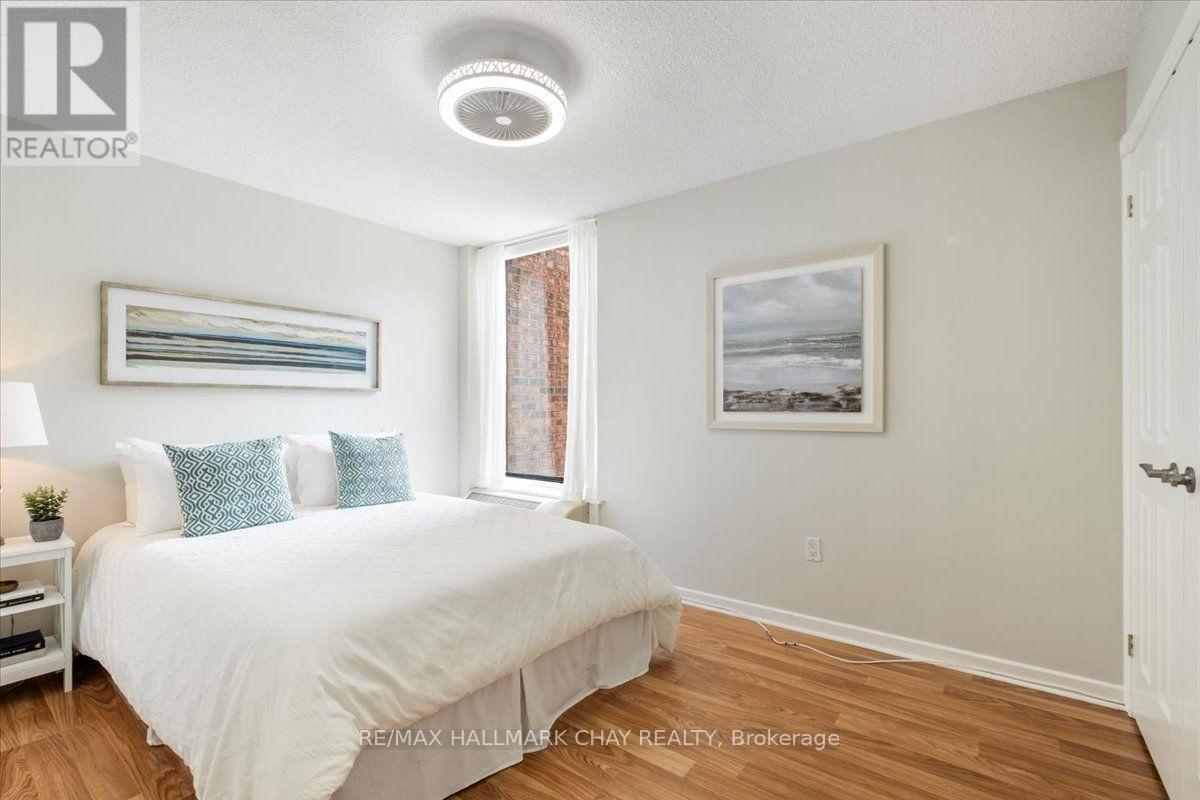 #202 181 COLLIER STREET - Image 27