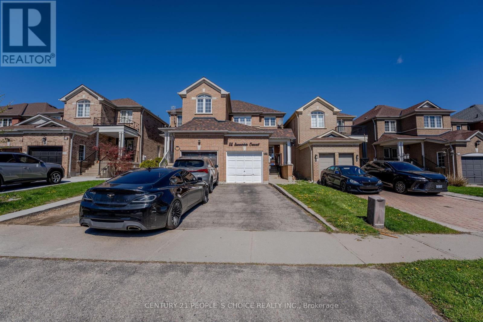 32 SUMMERDALE CRESCENT - 1