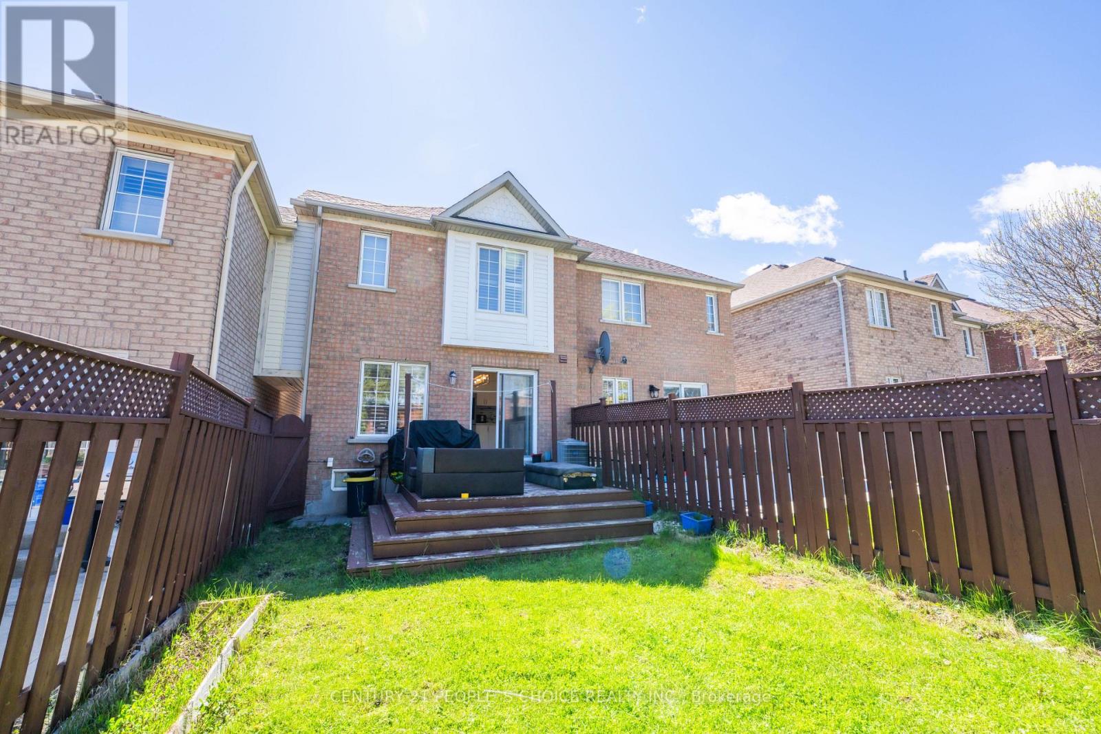 32 SUMMERDALE CRESCENT - 39