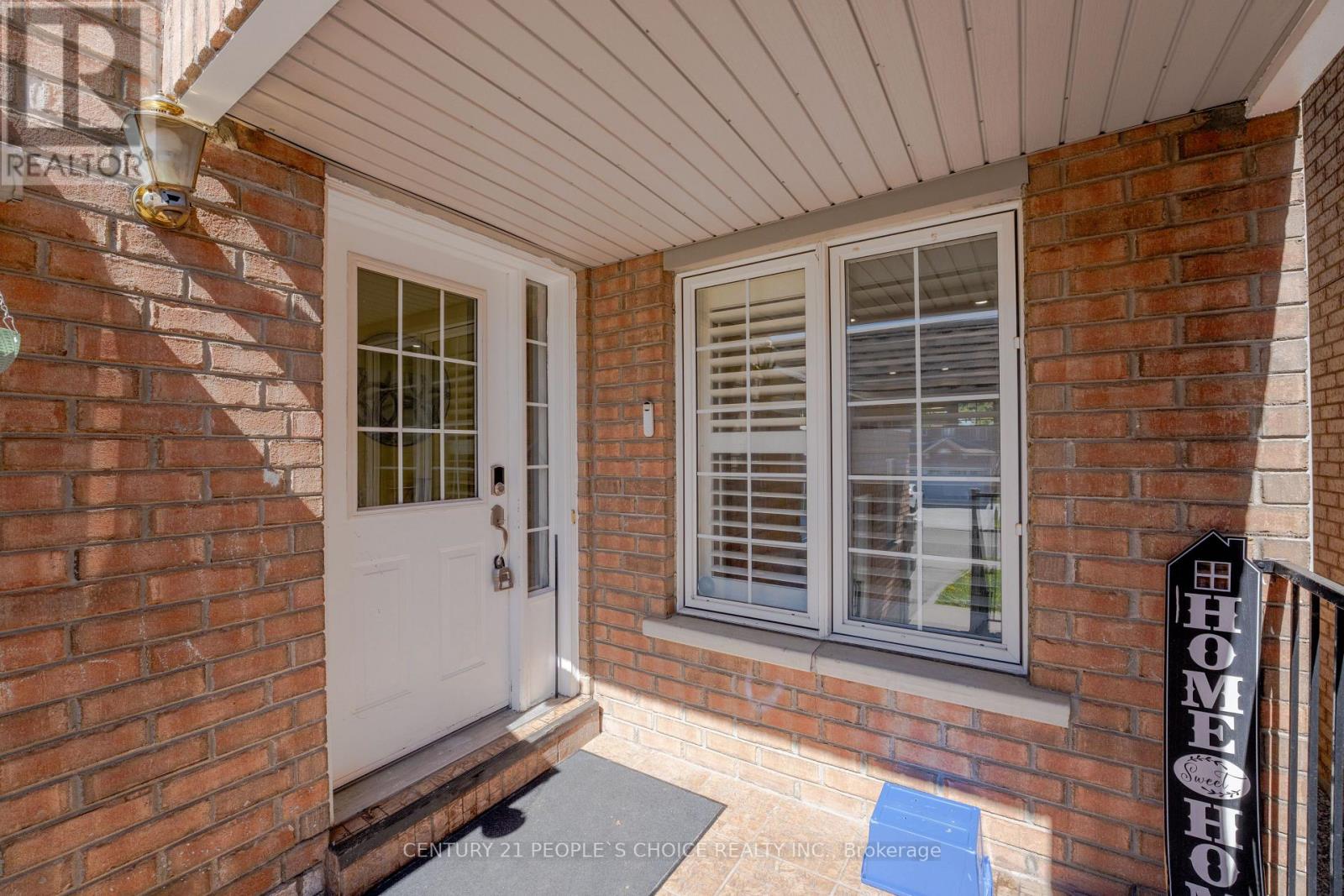 32 SUMMERDALE CRESCENT - 5