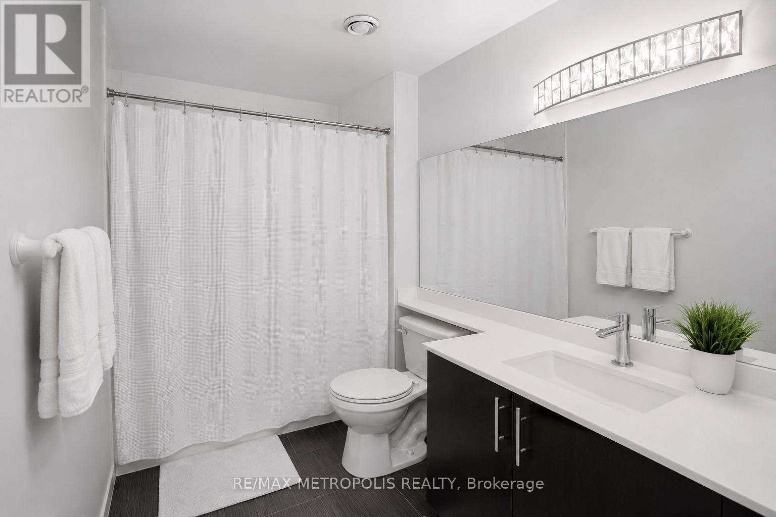 #PH16 1070 SHEPPARD AVENUE W - 13