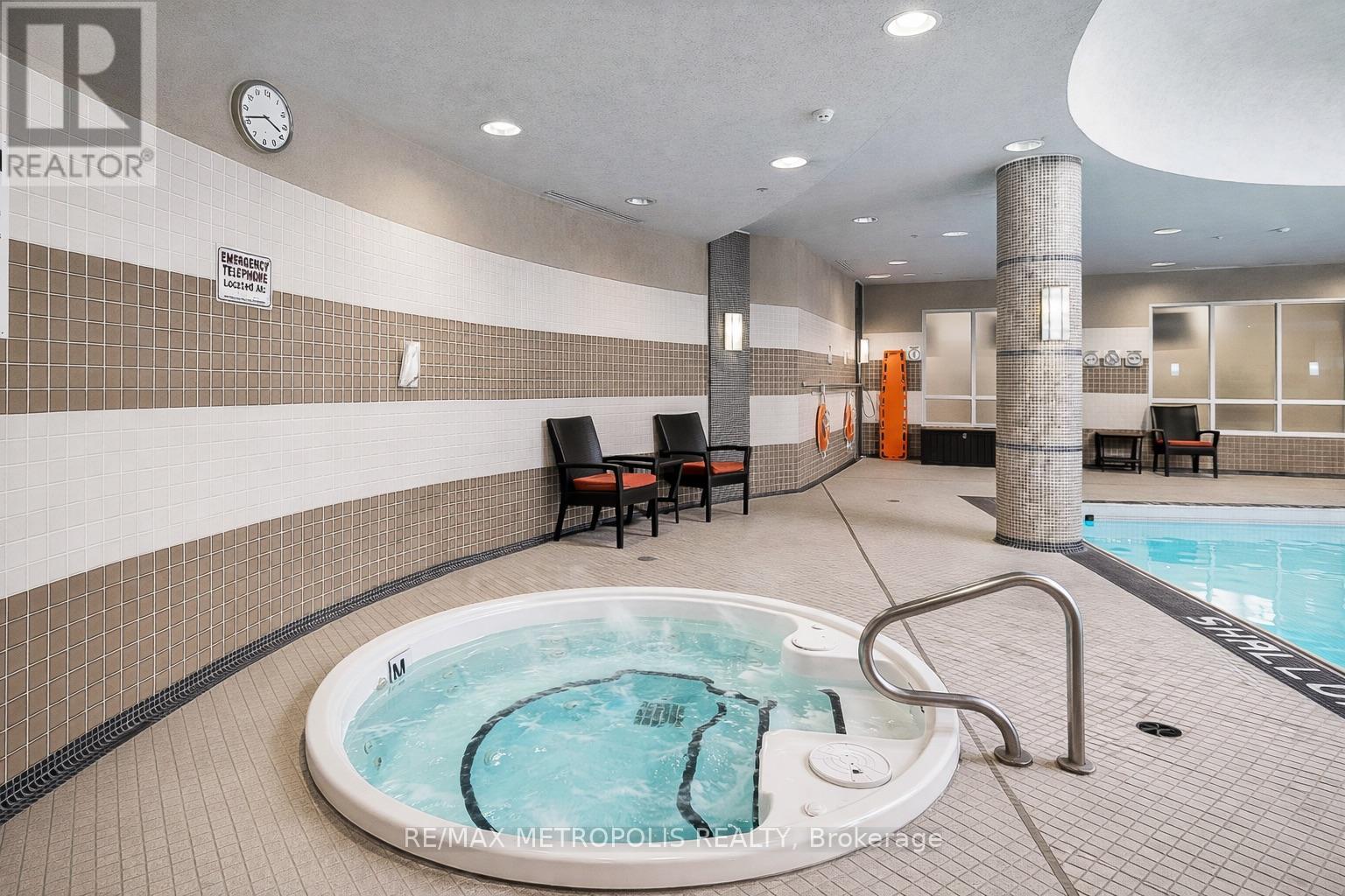 #PH16 1070 SHEPPARD AVENUE W - 19