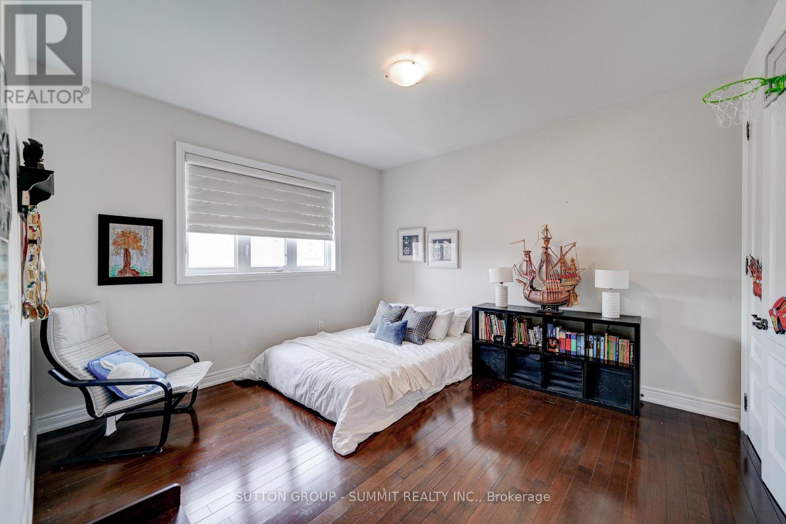 6 FLANDERS ROAD - 18