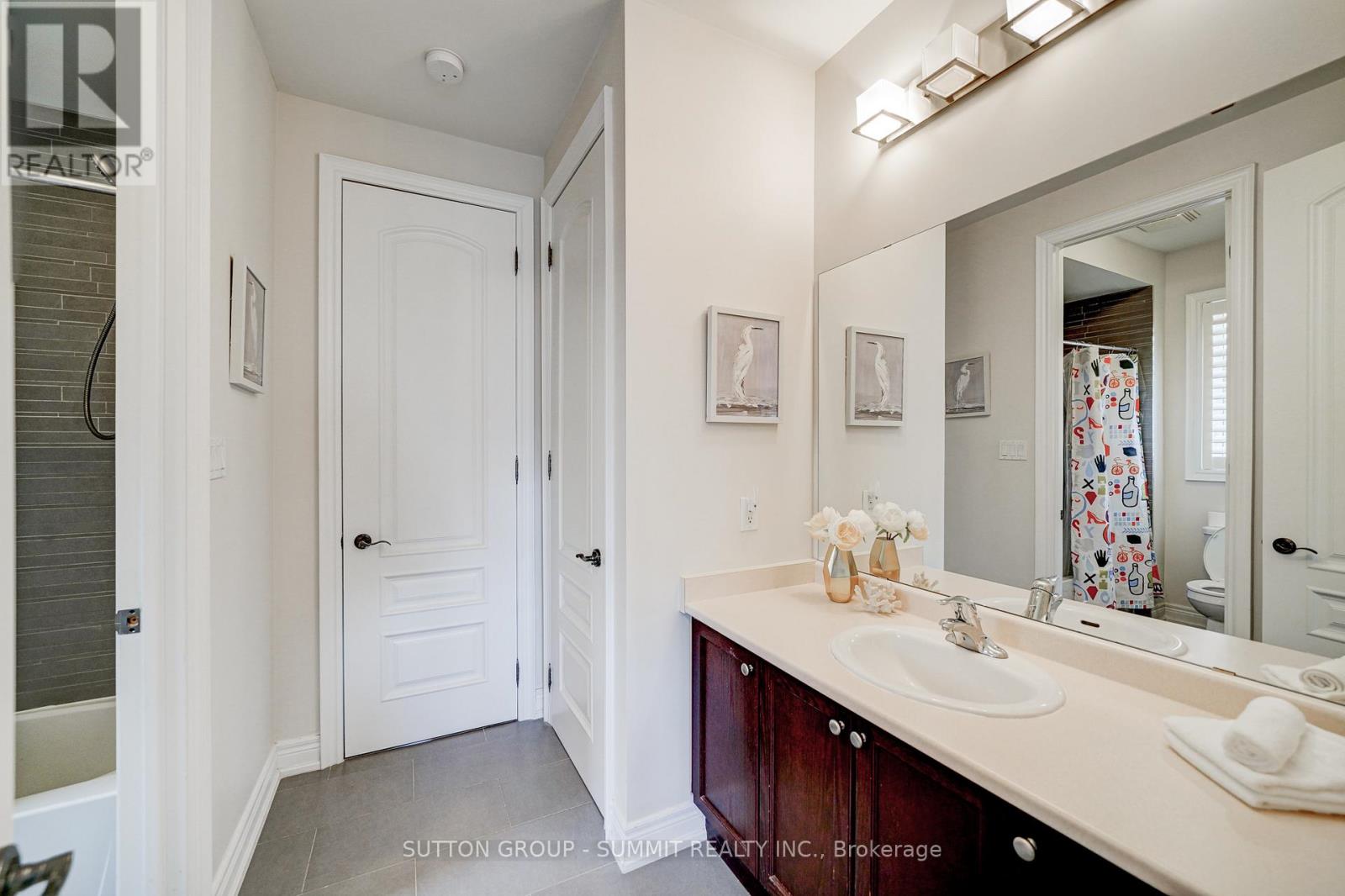 6 FLANDERS ROAD - 19