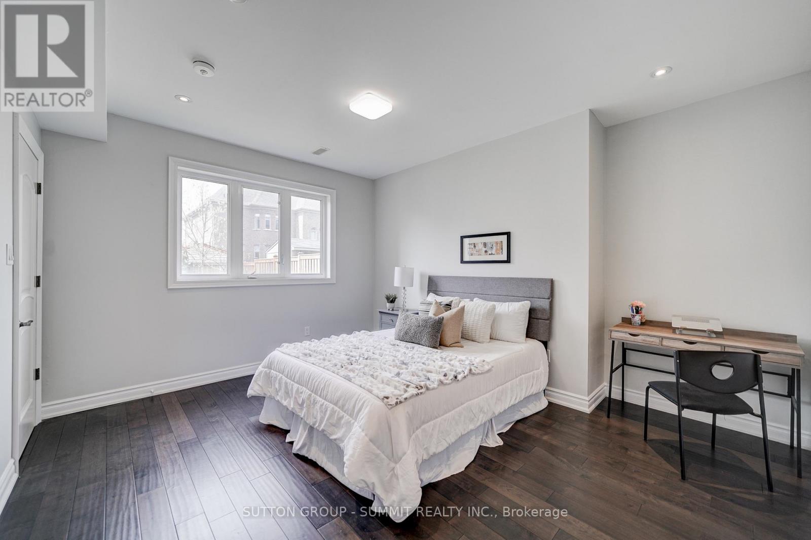 6 FLANDERS ROAD - 34