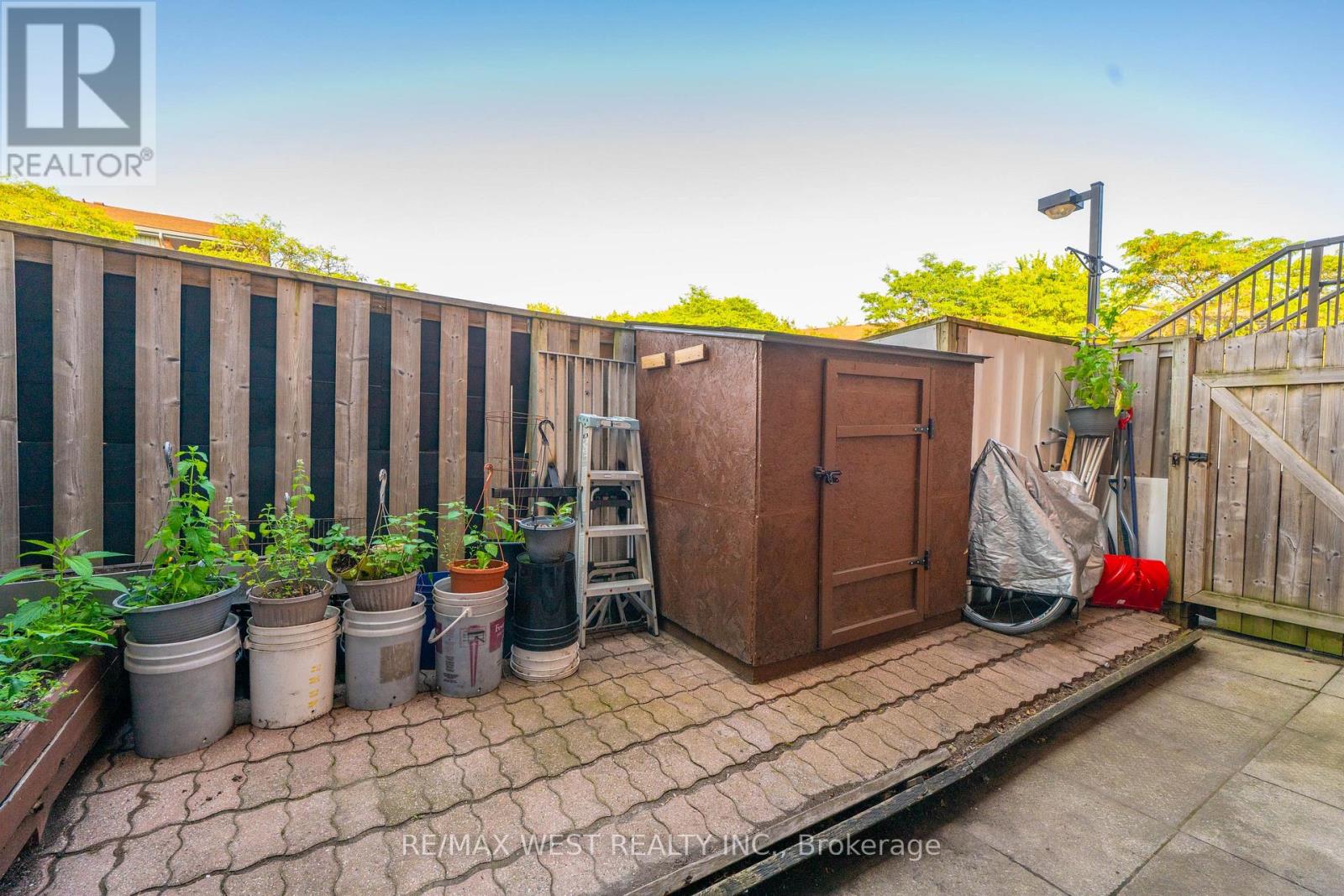 #3D 2866 BATTLEFORD ROAD - Image 36