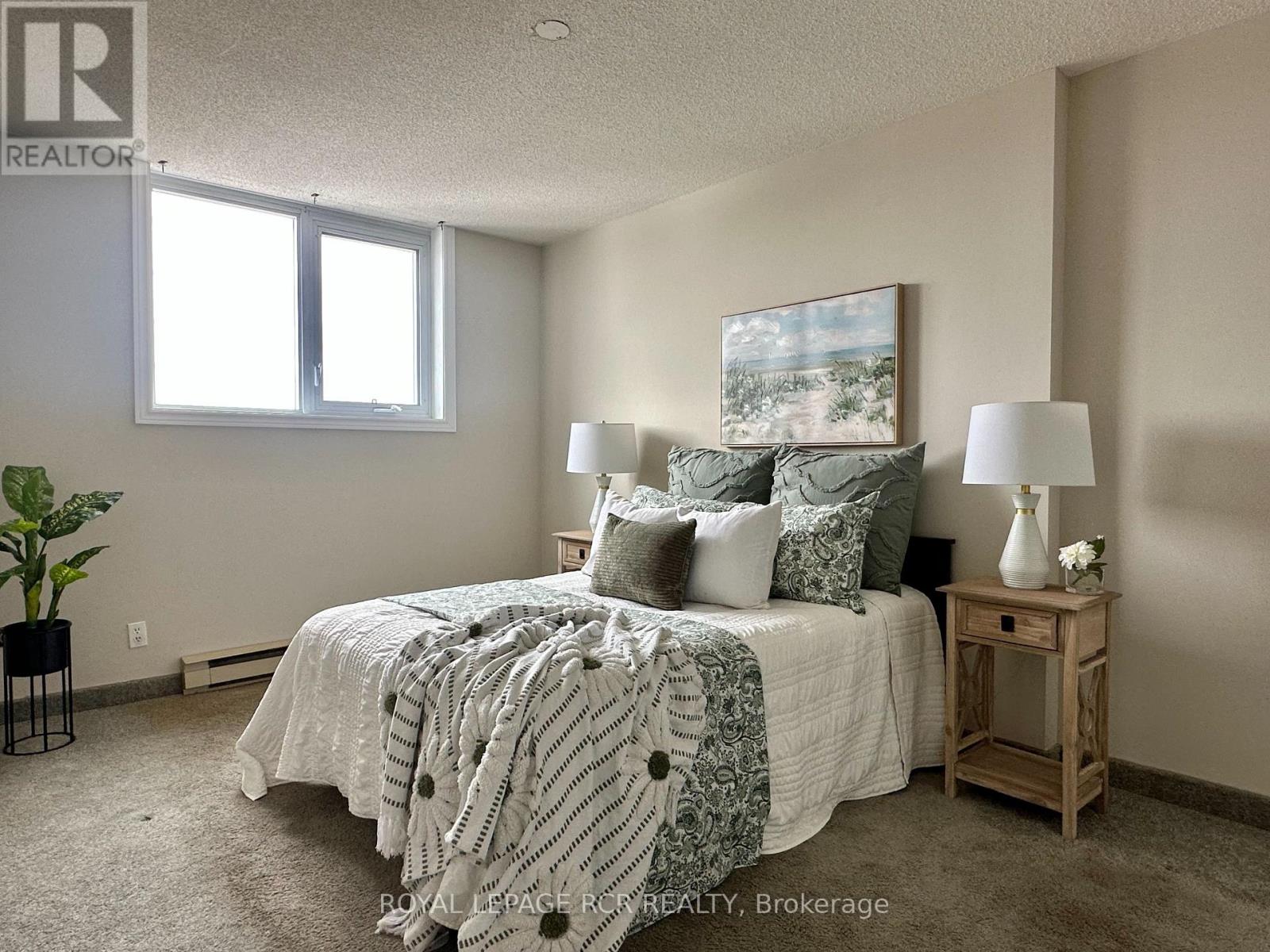 #67 16 FOURTH STREET - 17