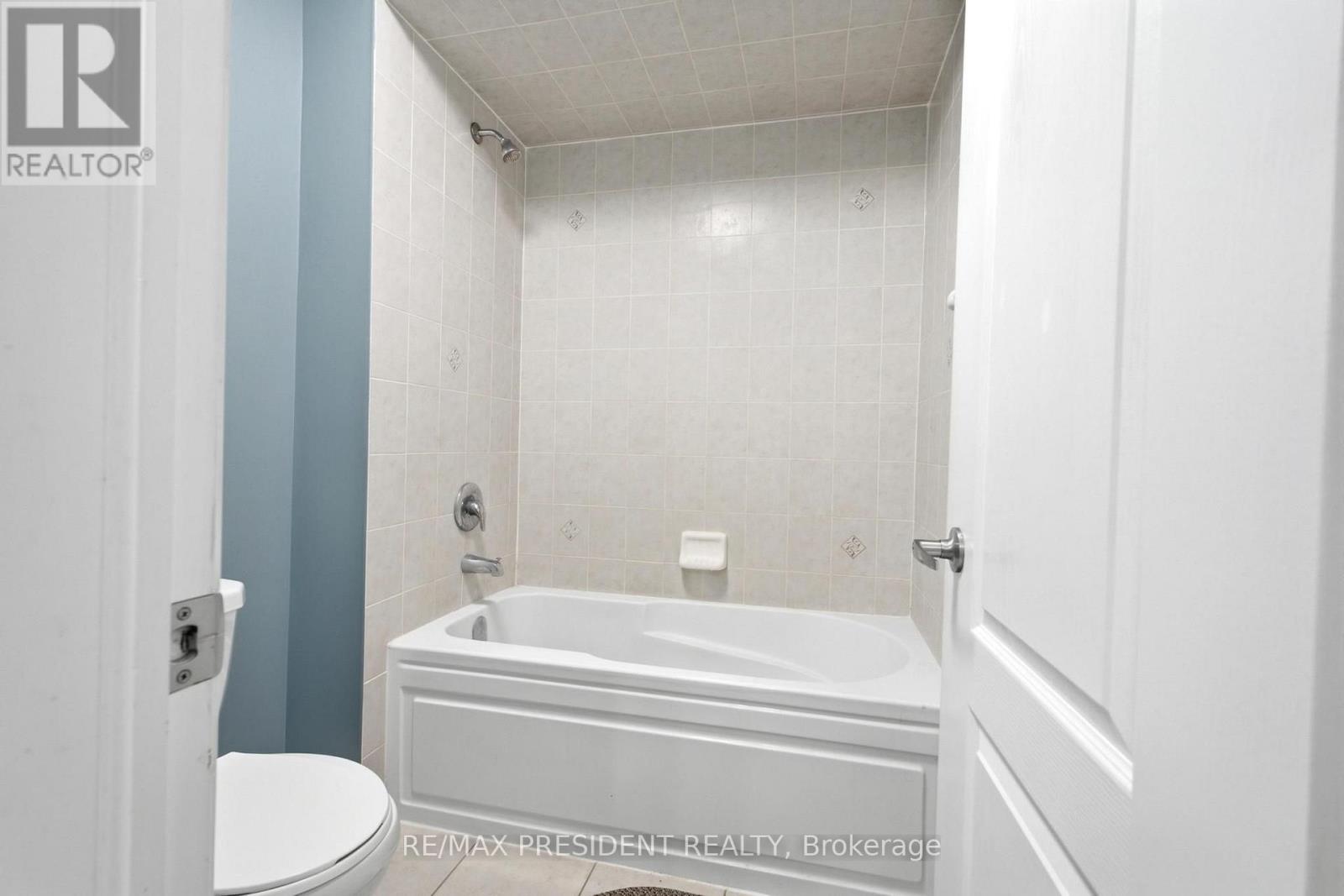 43 MULLHOLLAND AVENUE - 31