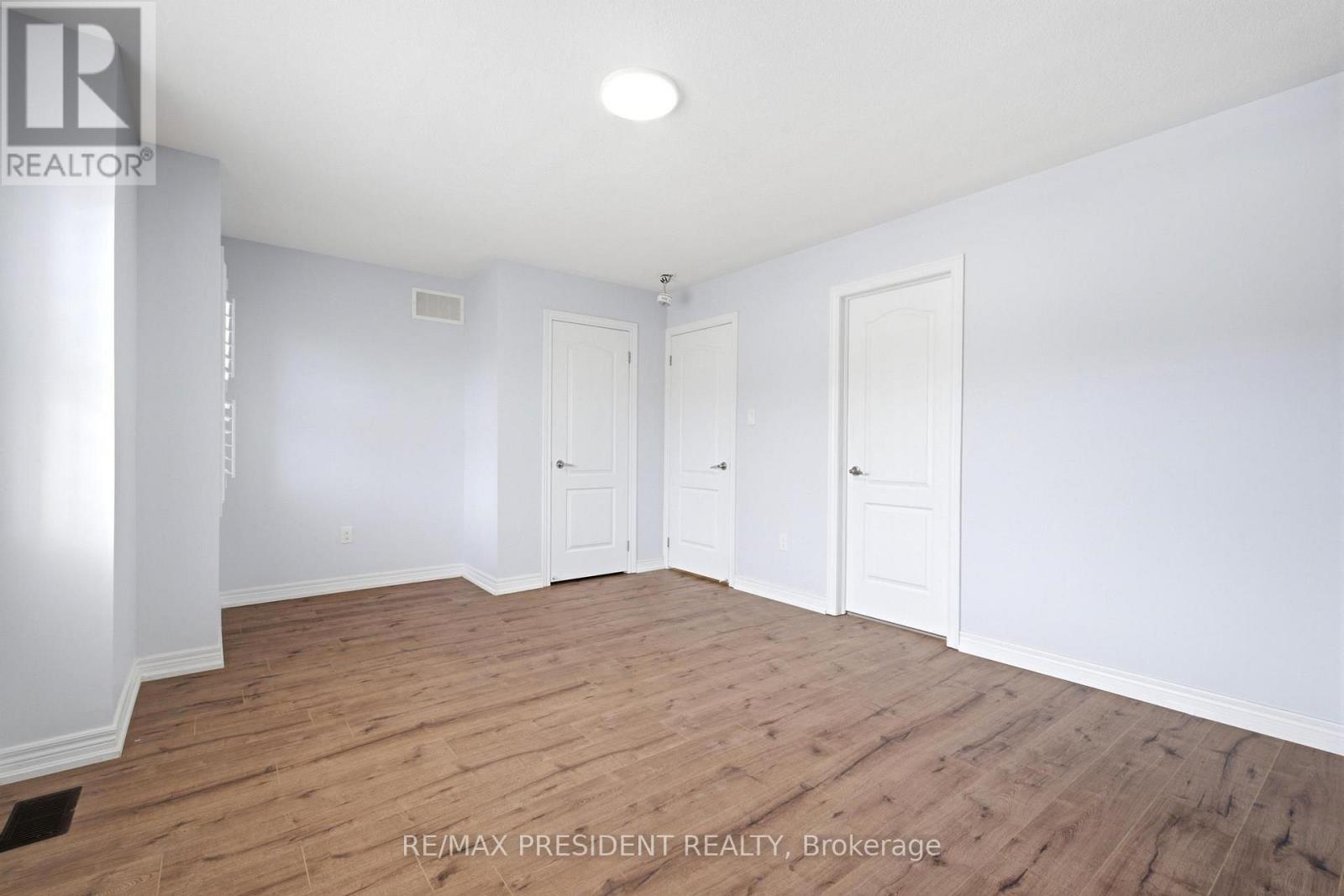 43 MULLHOLLAND AVENUE - 33