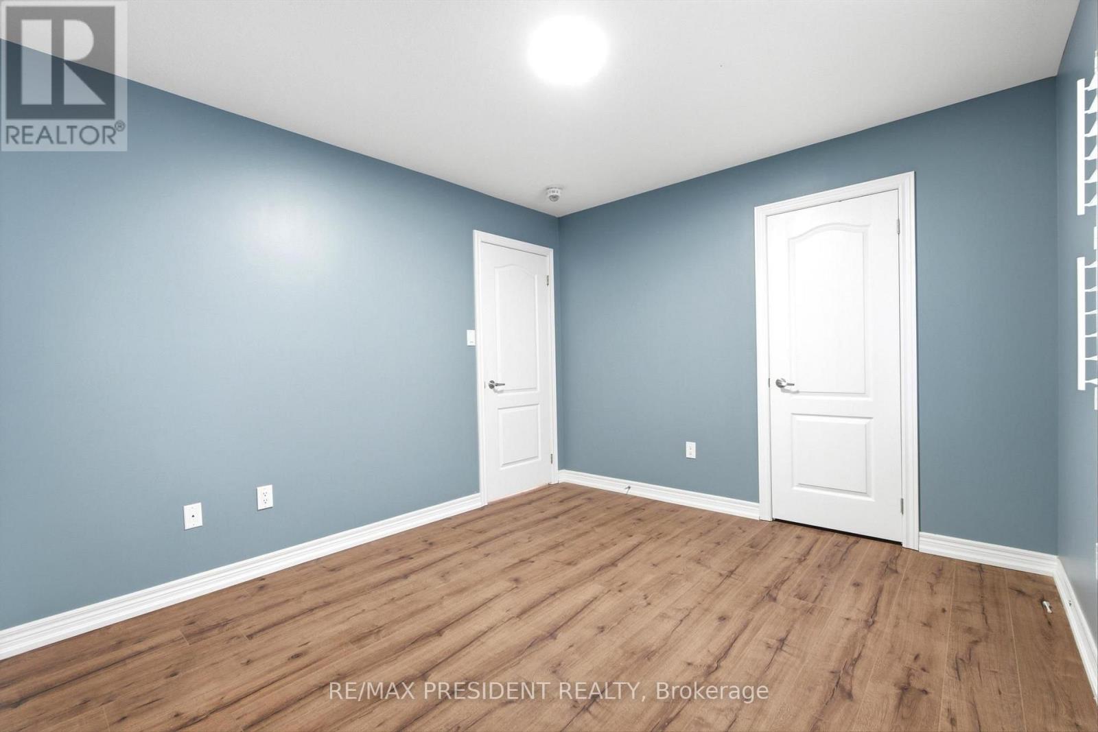 43 MULLHOLLAND AVENUE - 35