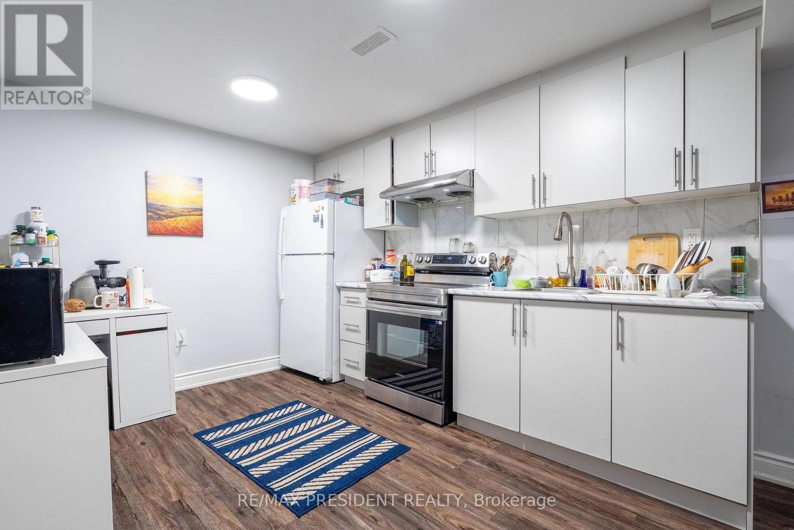 43 MULLHOLLAND AVENUE - 39