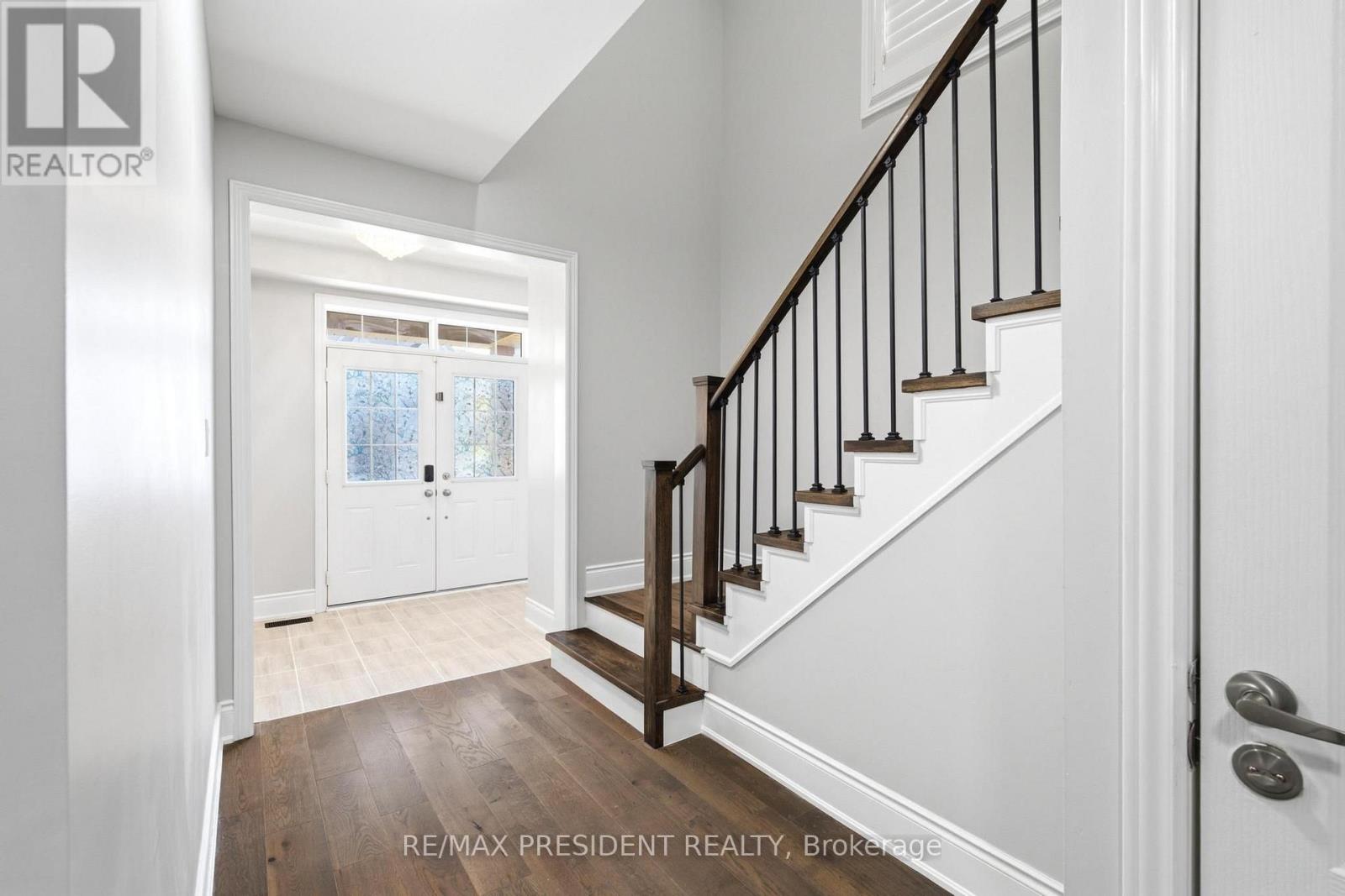 43 MULLHOLLAND AVENUE - 9