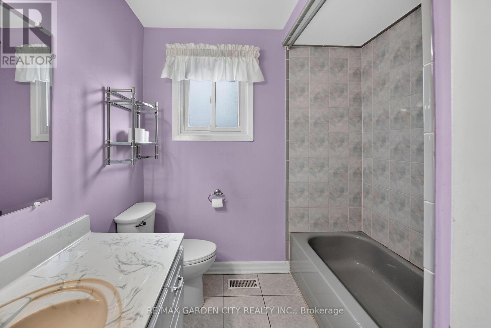 186 GLENMOR DRIVE - 18