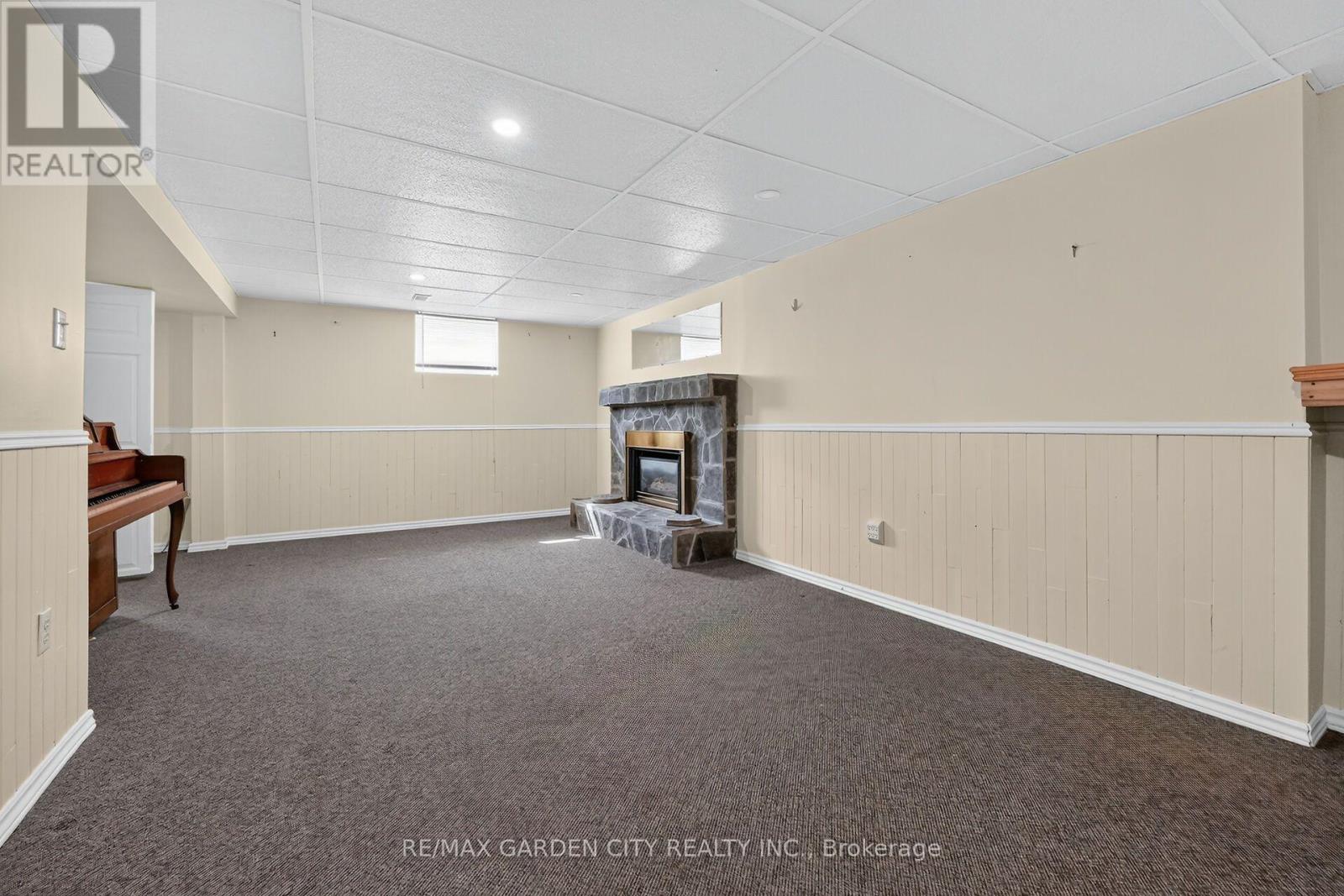 186 GLENMOR DRIVE - 21