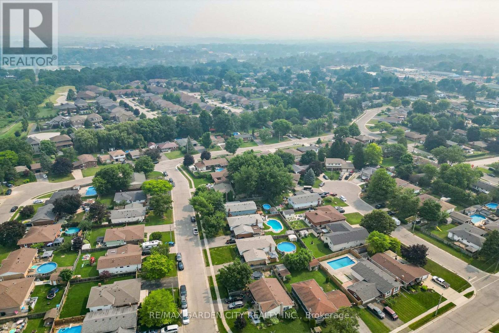 186 GLENMOR DRIVE - 37