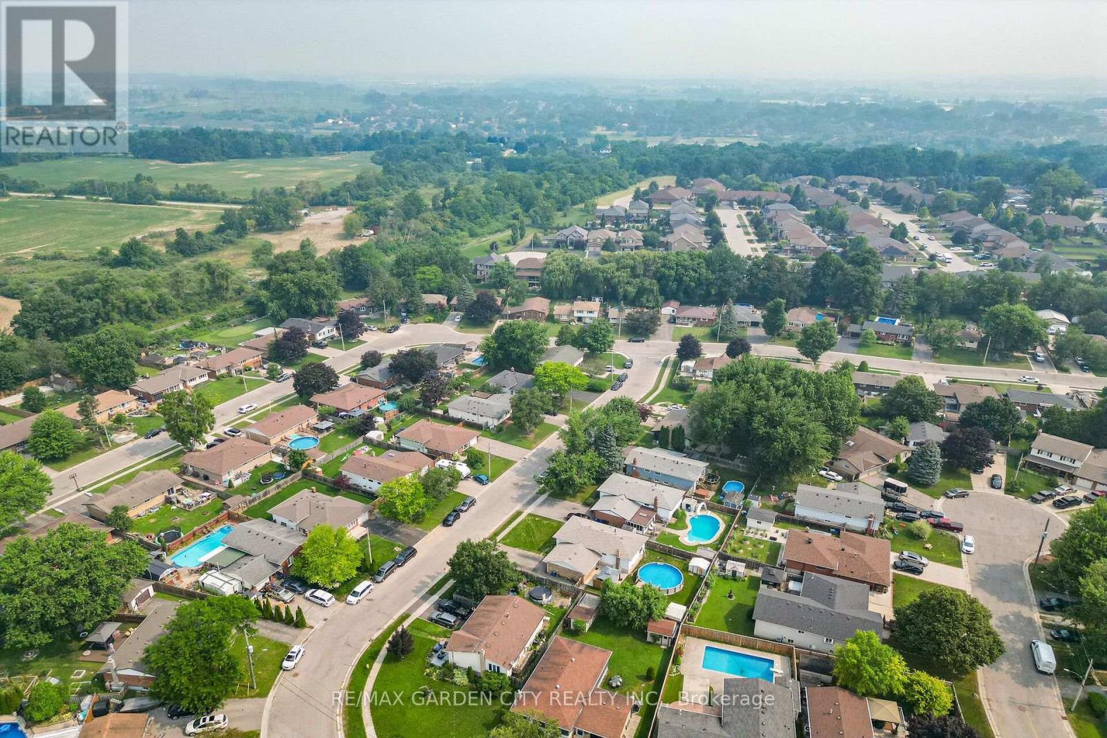 186 GLENMOR DRIVE - 38