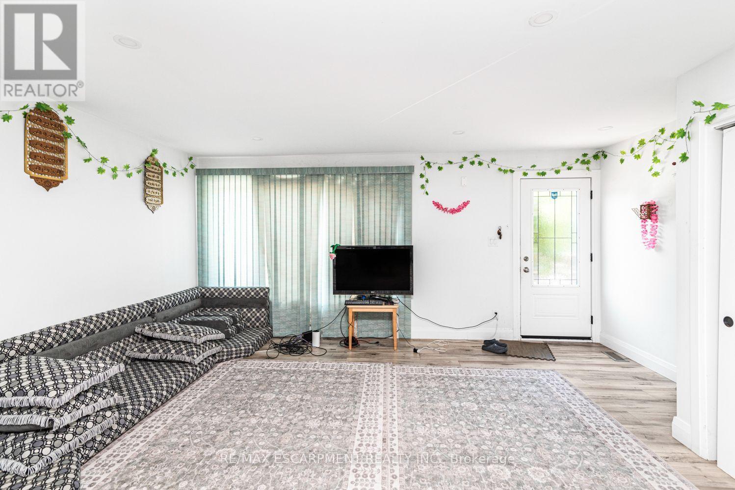 418 FAIRFIELD AVENUE - 5