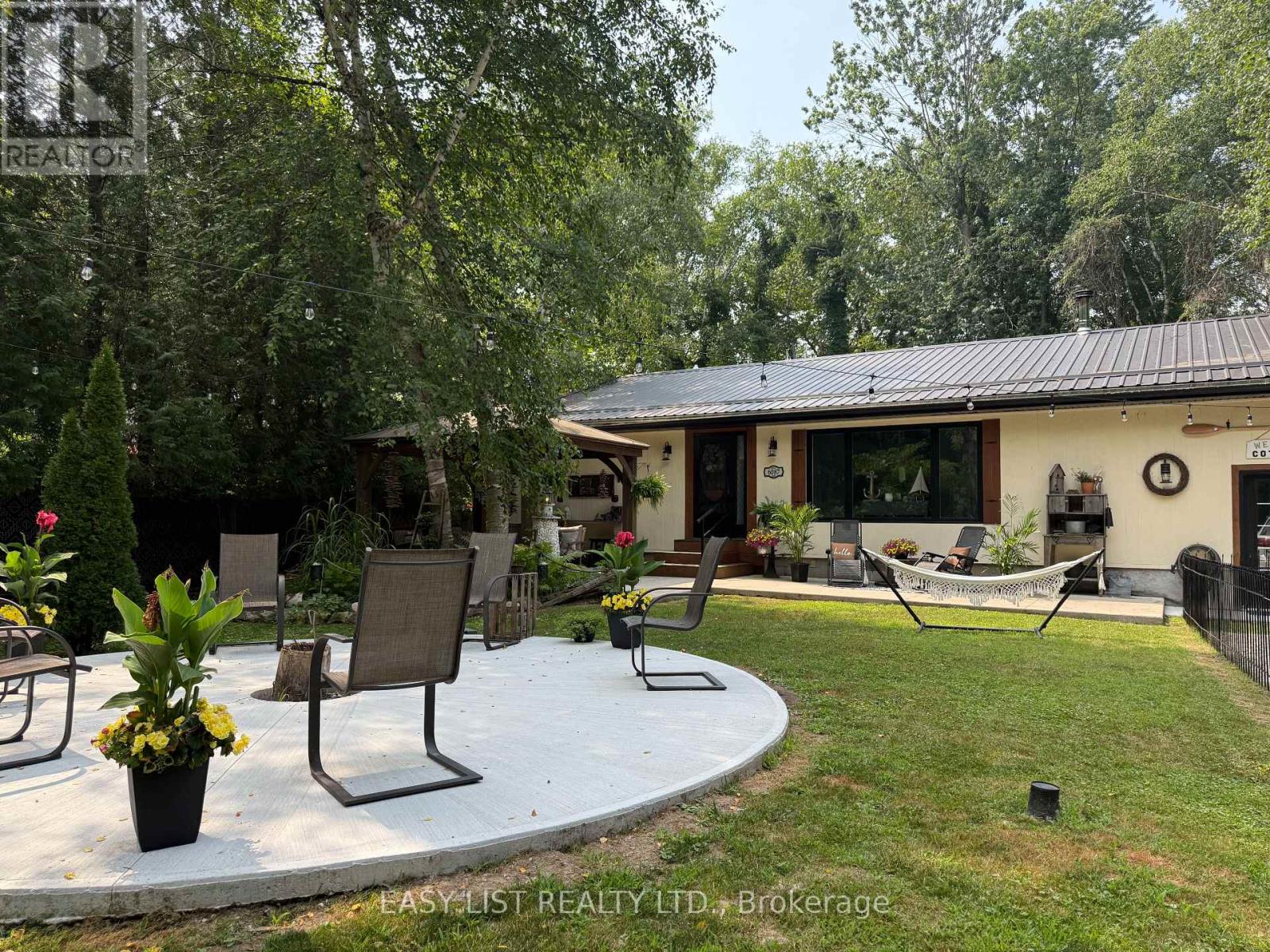 6087 BIRCH LANE - 4