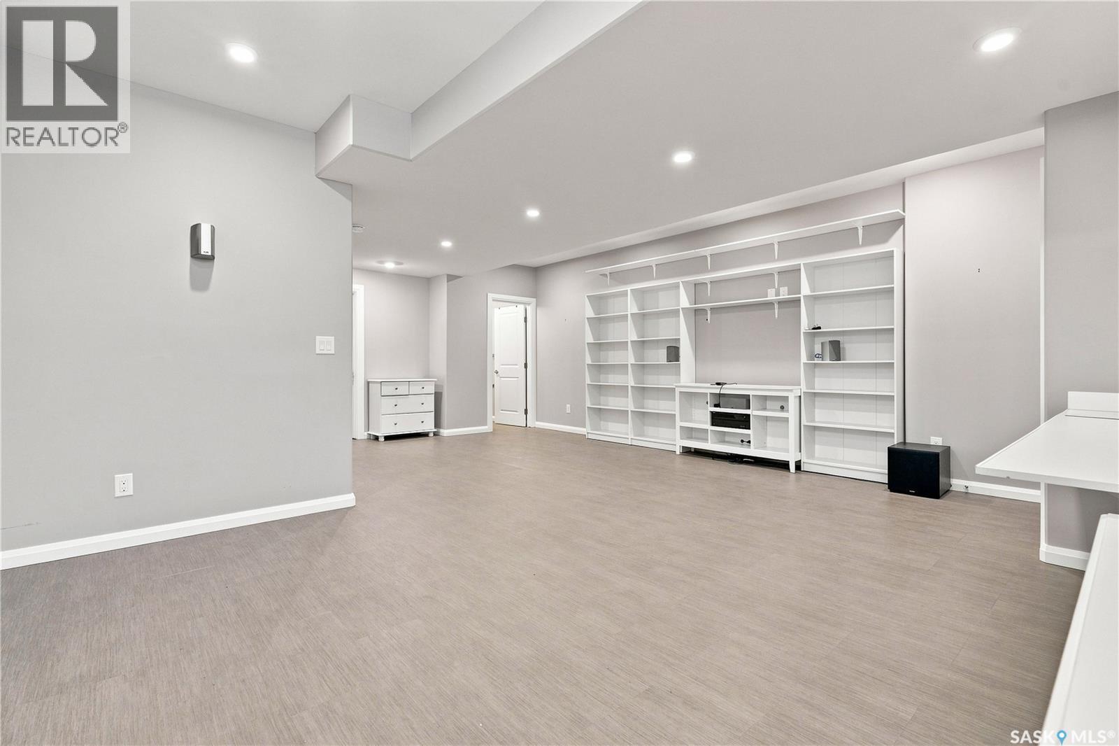 1623 Broadway AVENUE - Image 42