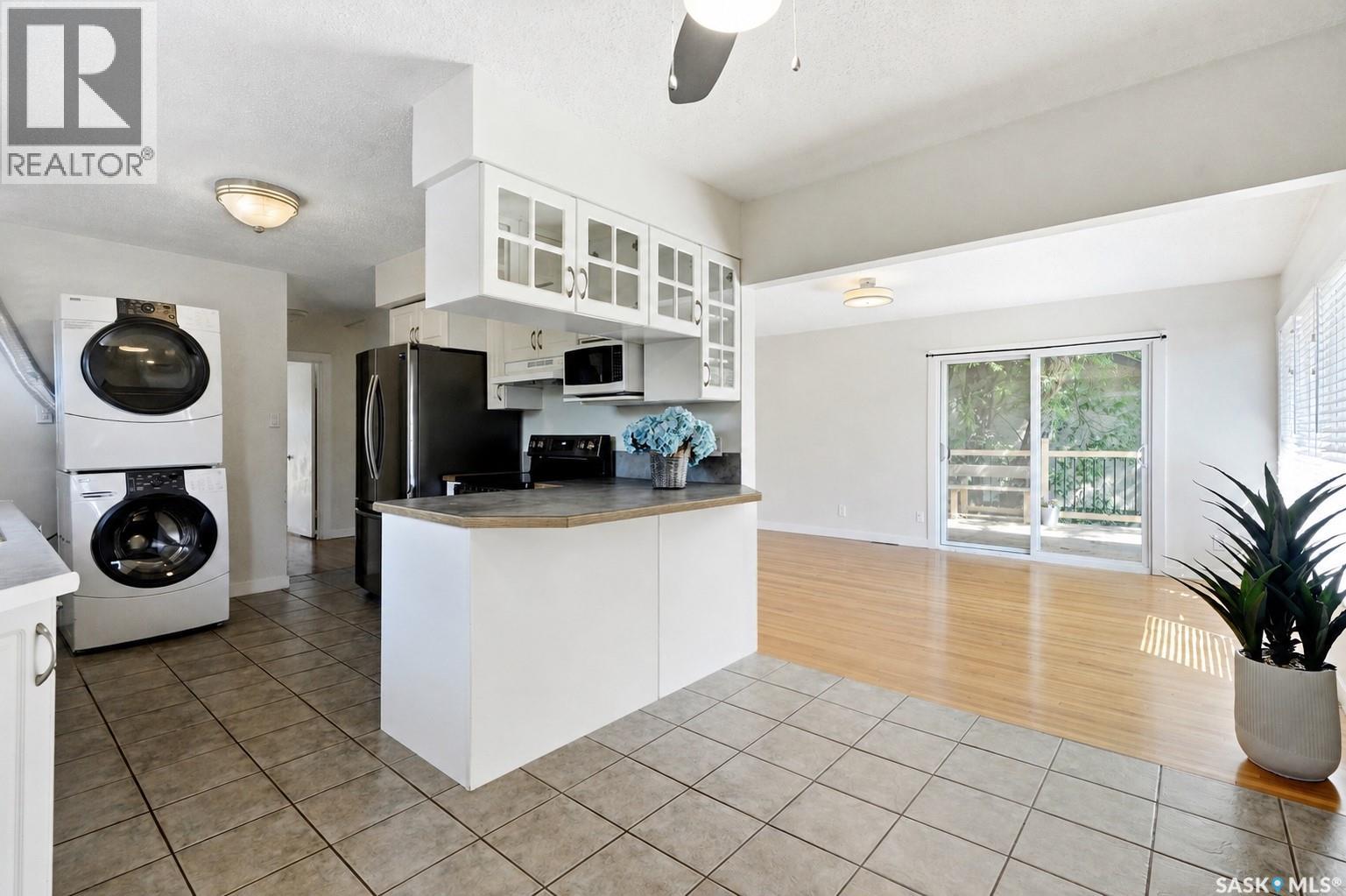 1308 Preston AVENUE S - 13