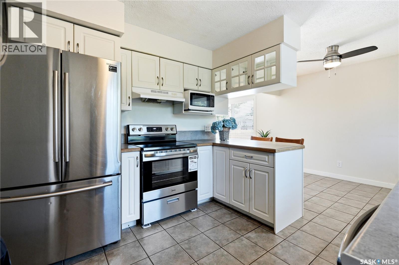 1308 Preston AVENUE S - 15