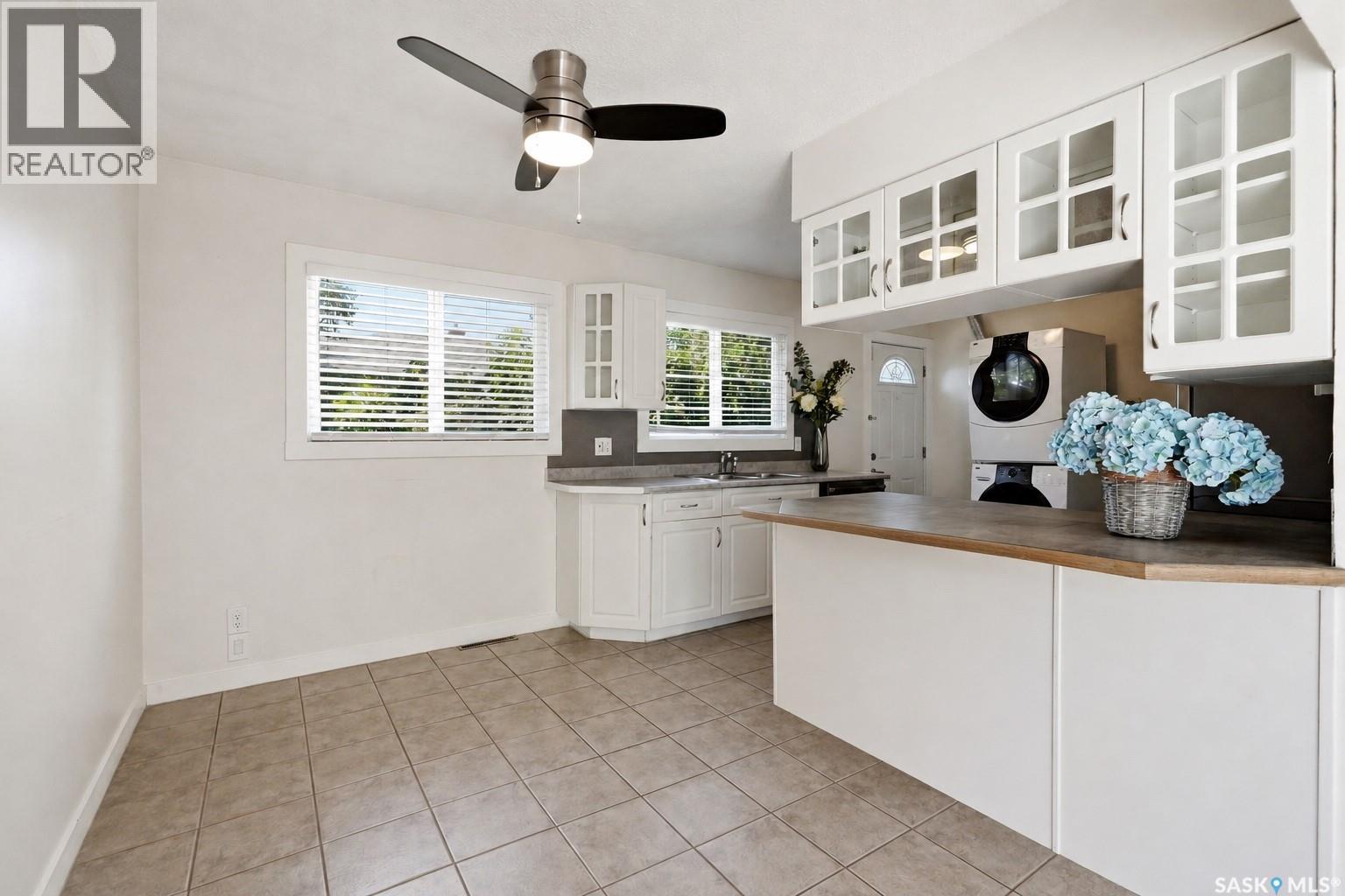 1308 Preston AVENUE S - 17