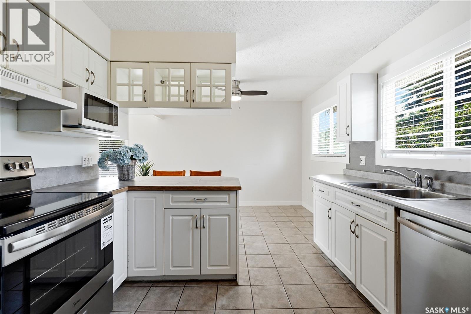 1308 Preston AVENUE S - 20