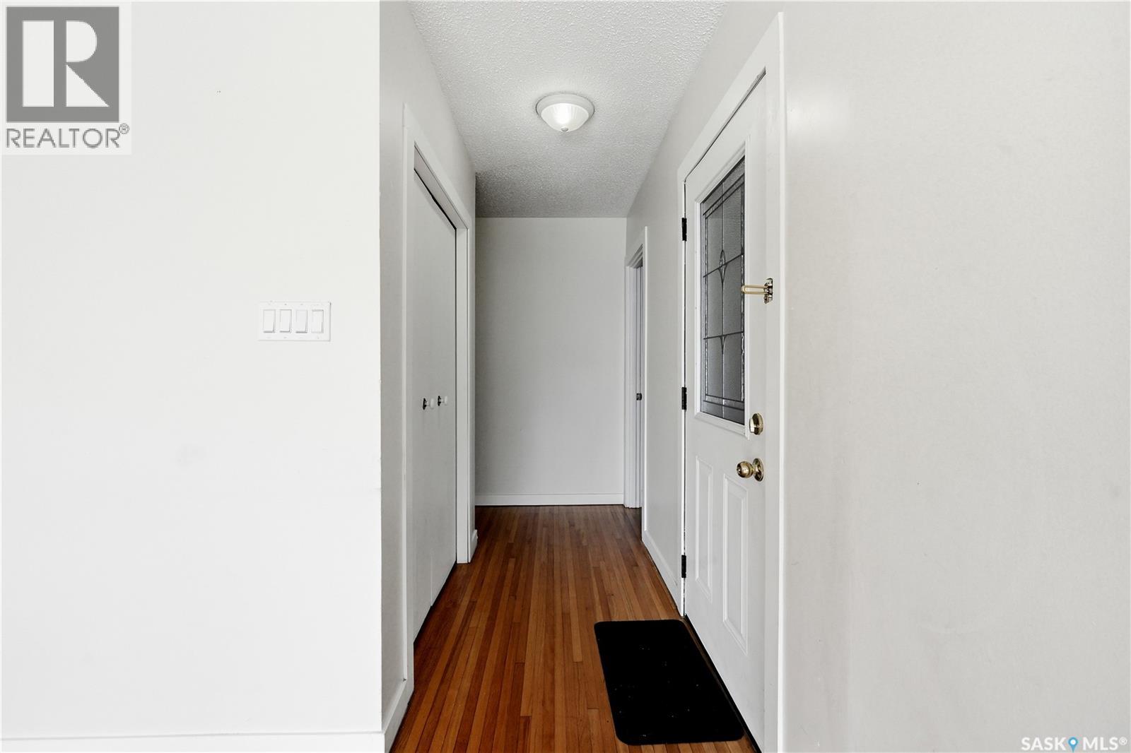 1308 Preston AVENUE S - 22